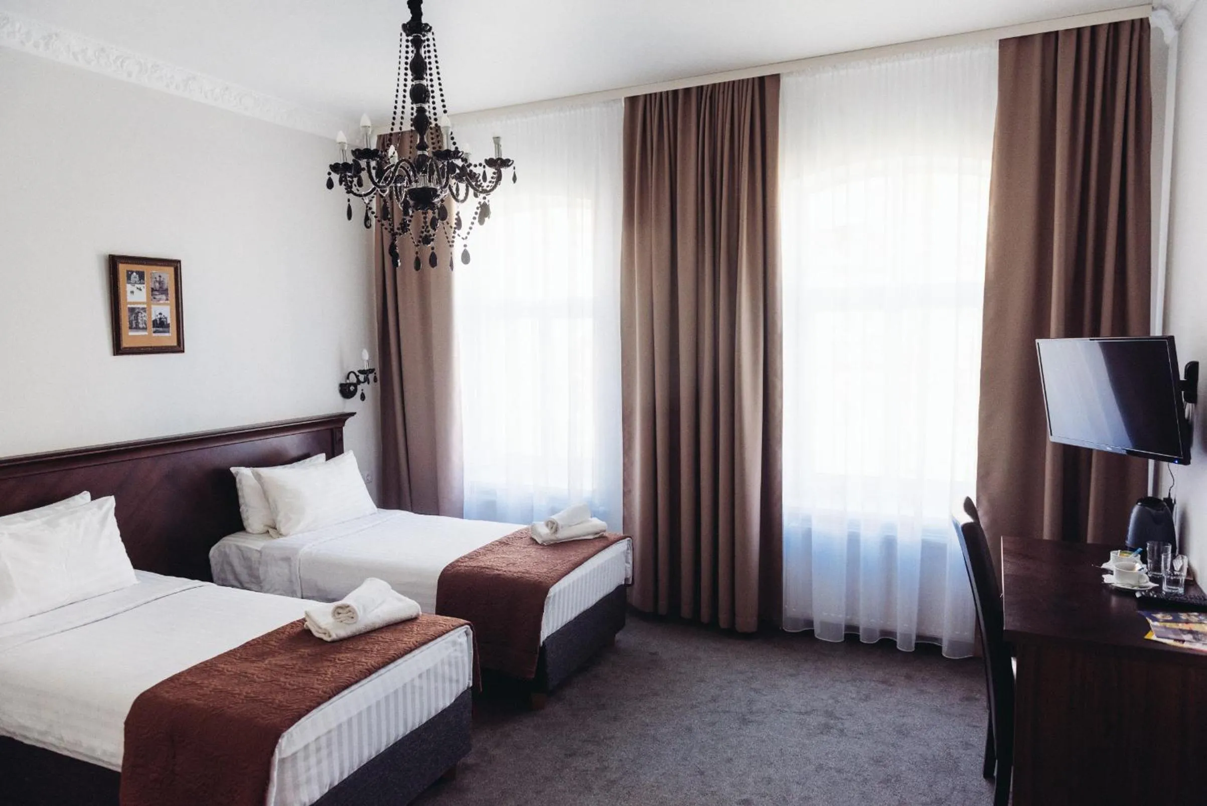 Bedroom, Bed in Biplan City