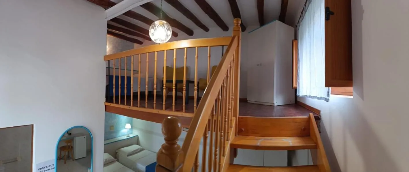 Photo of the whole room in Villa Petrusa