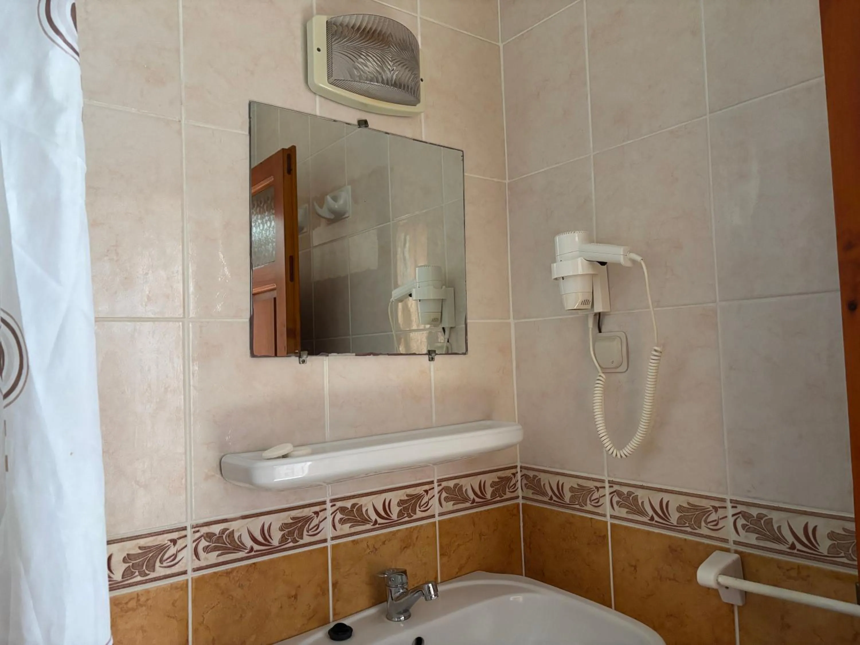 Bathroom in Ali Baba Hotel Gümbet