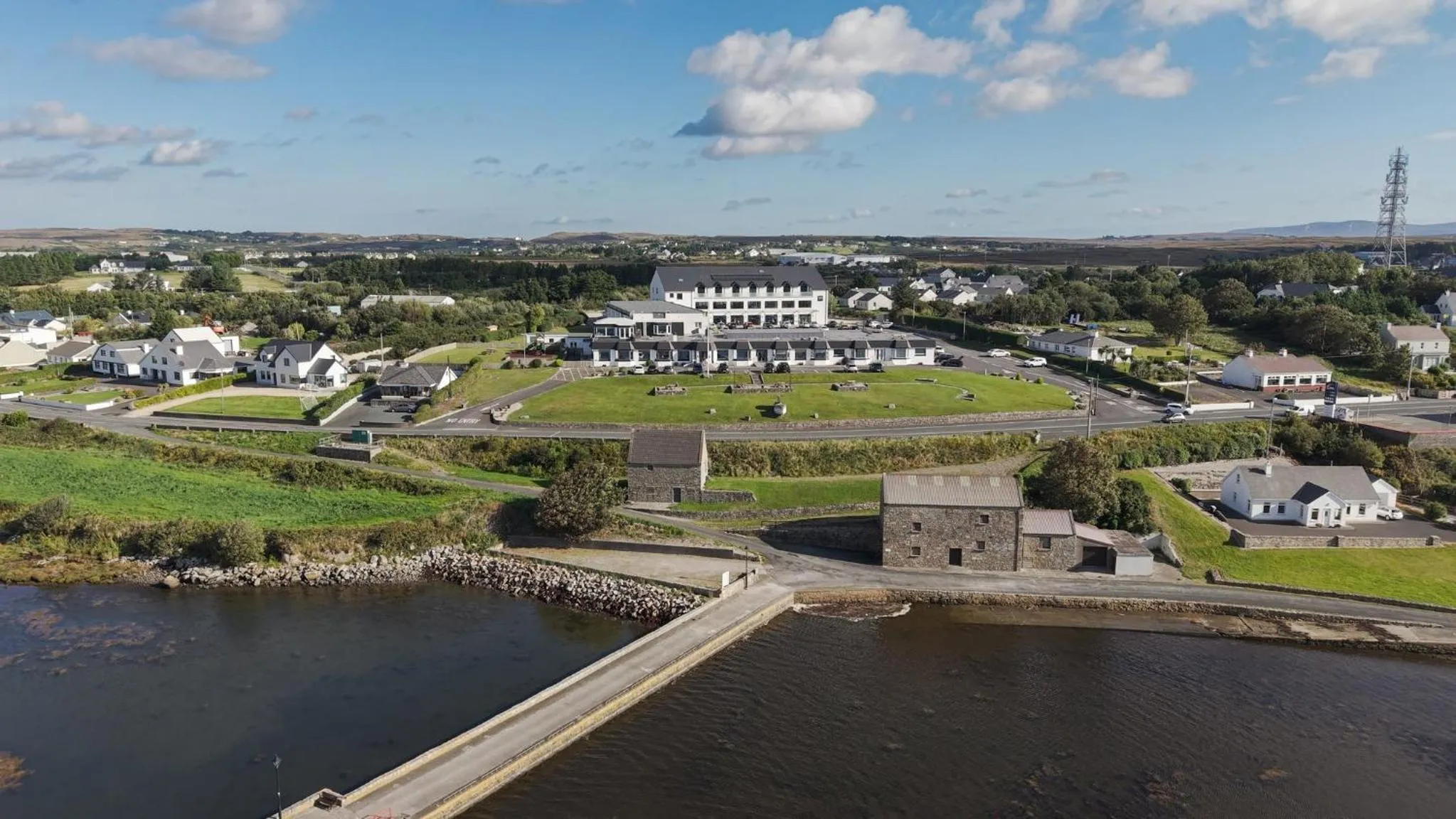Property building in Waterfront Hotel Dungloe