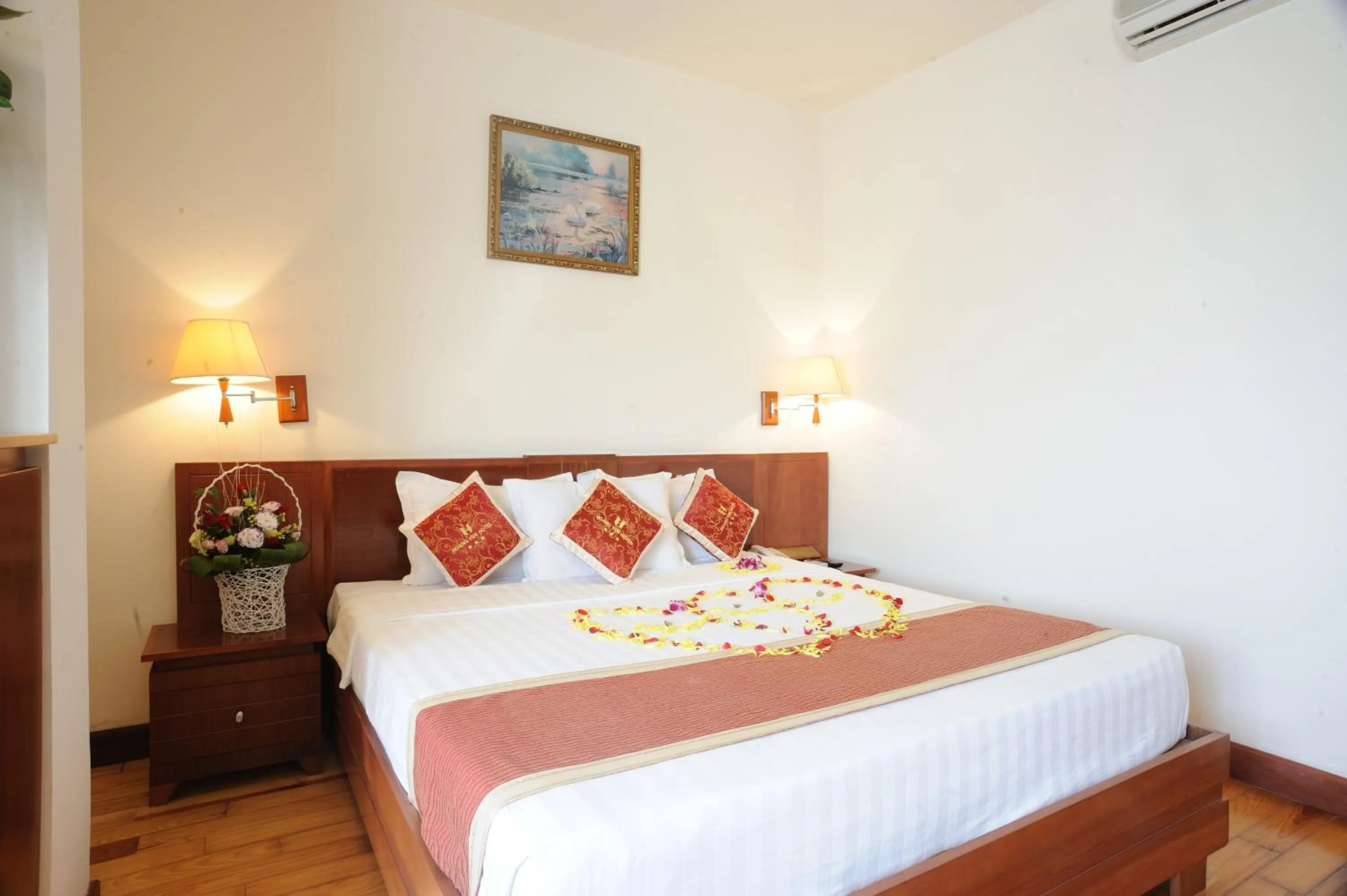 Bed in Hoang Yen 2 Hotel