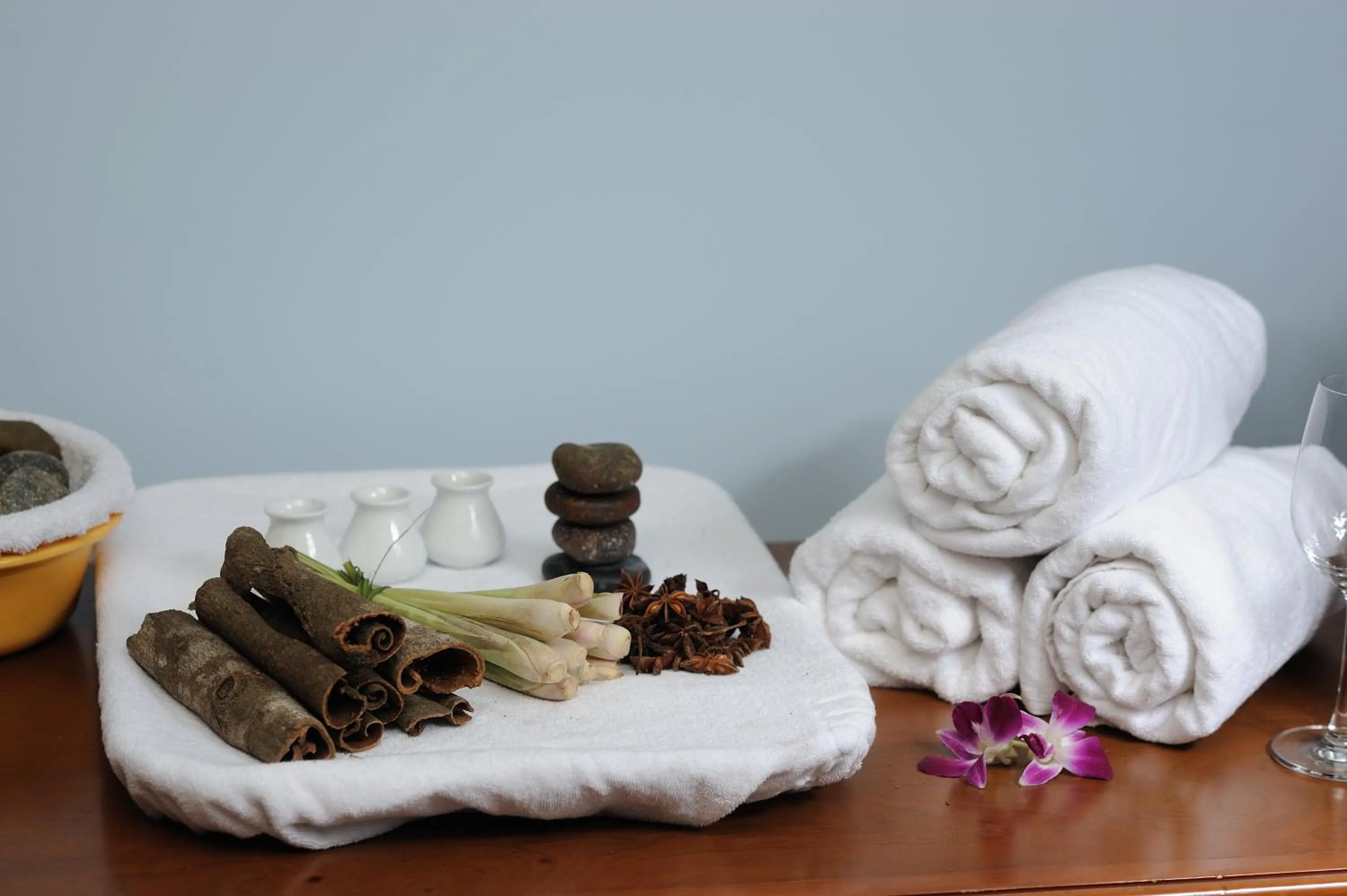 Massage in Hoang Yen 2 Hotel