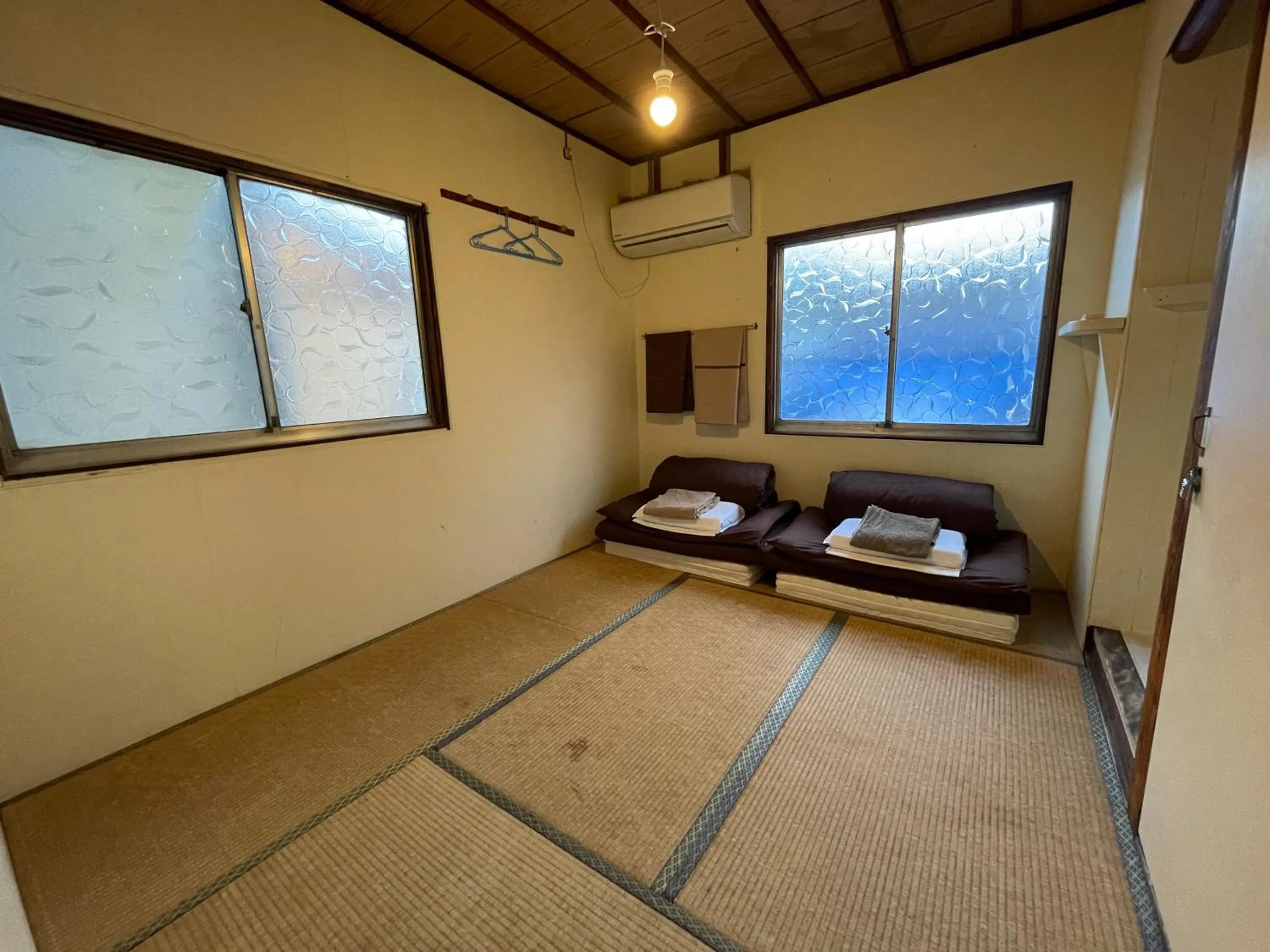 Bed in Air Osaka Hostel