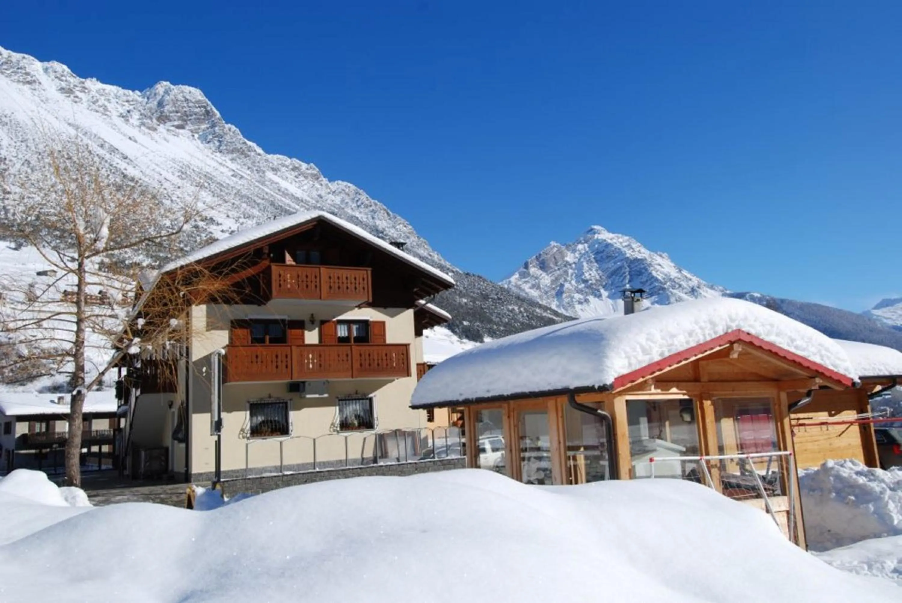 Facade/entrance in Rosengarden Alpine Residence