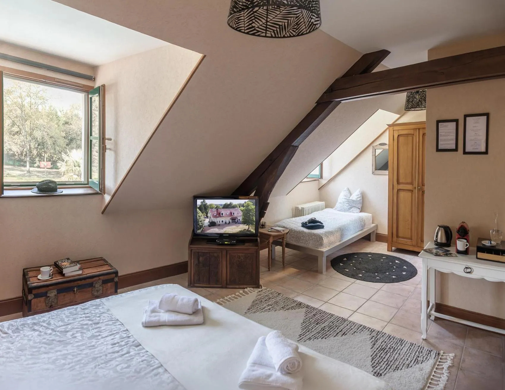 Bed in Les Aulnaies - B&B