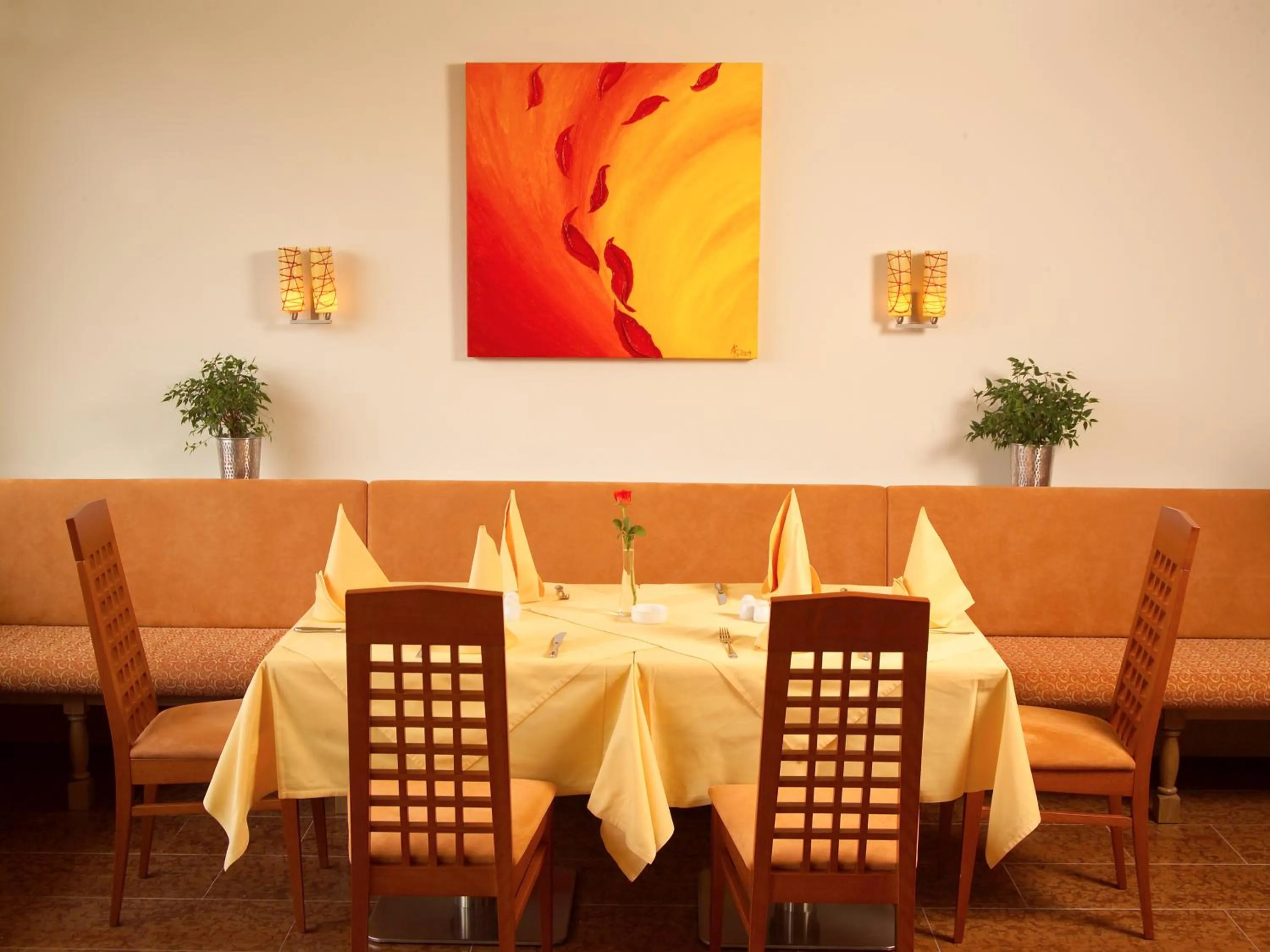 Restaurant/places to eat in Seehotel Lilly