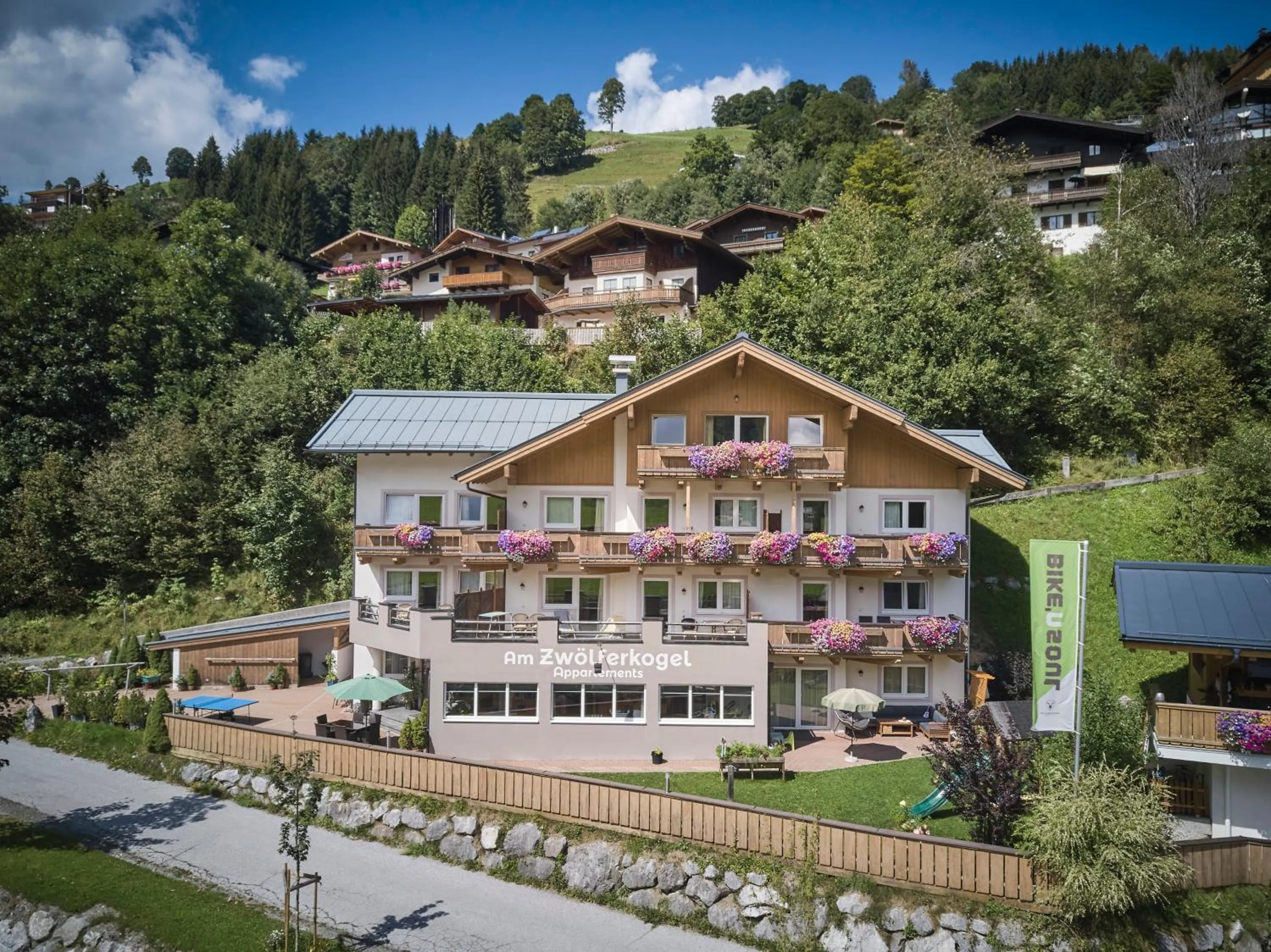 Property building in Am Zwölferkogel Appartements