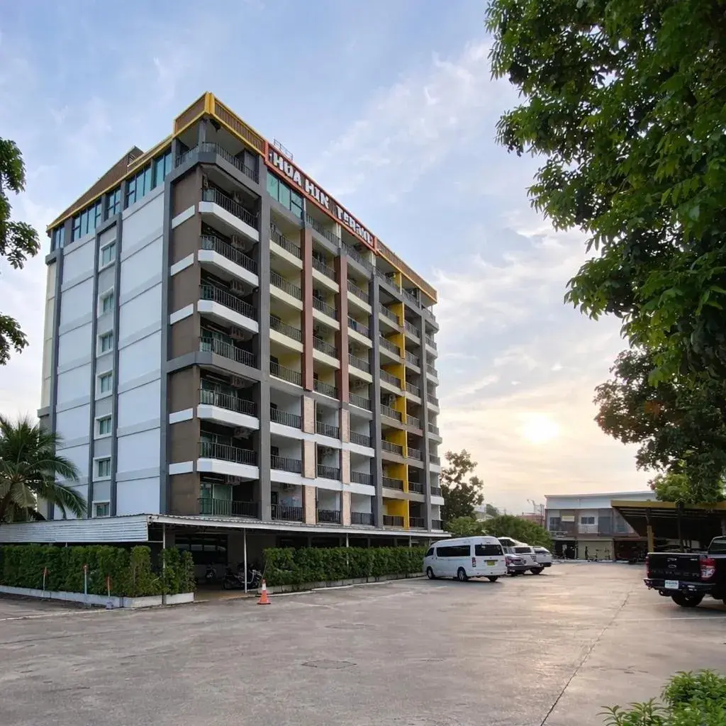 Property building in Huahin Terminal Property building in Huahin Terminal