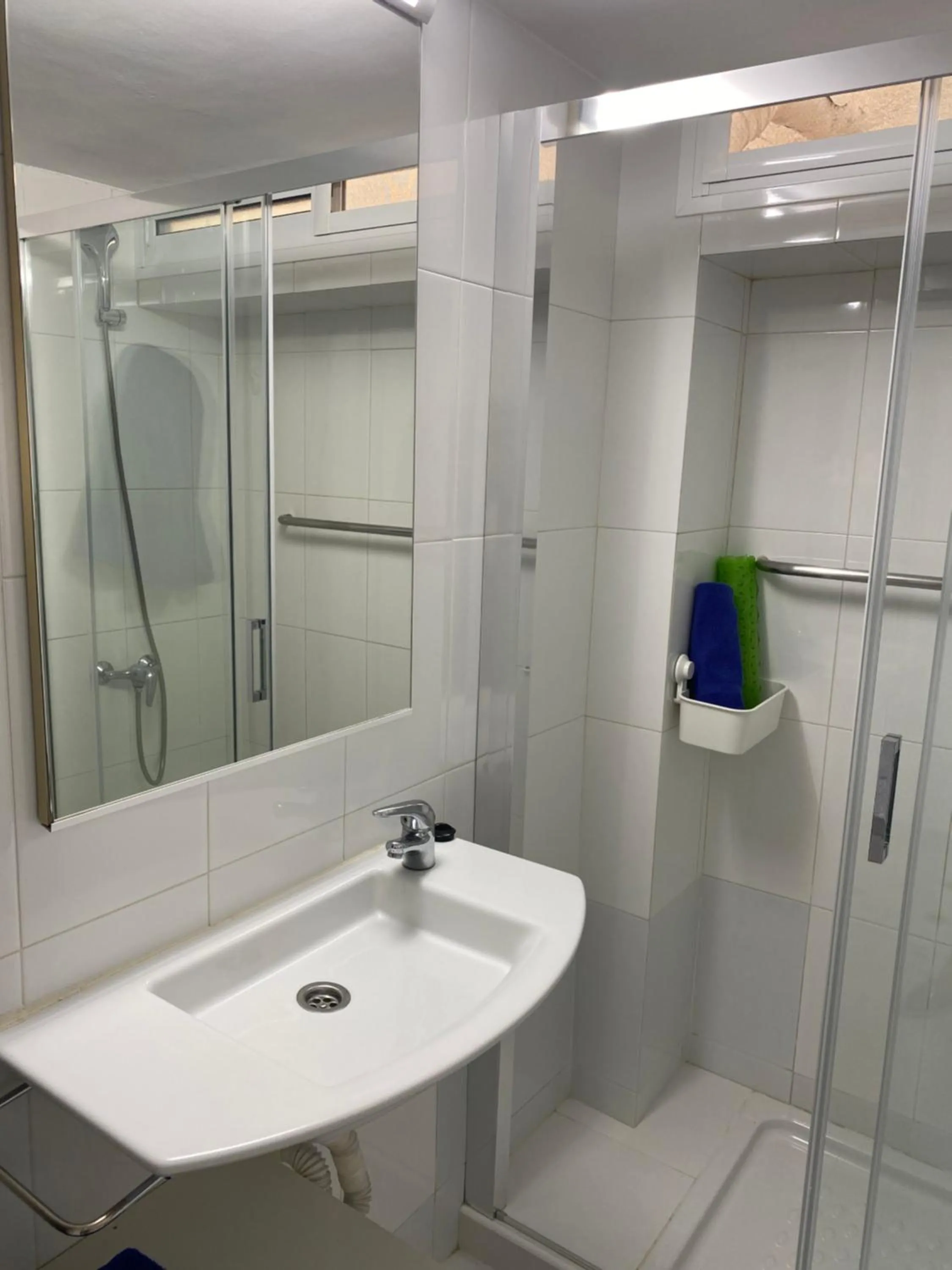 Bathroom in Apartamentos Maspalomas Oasis