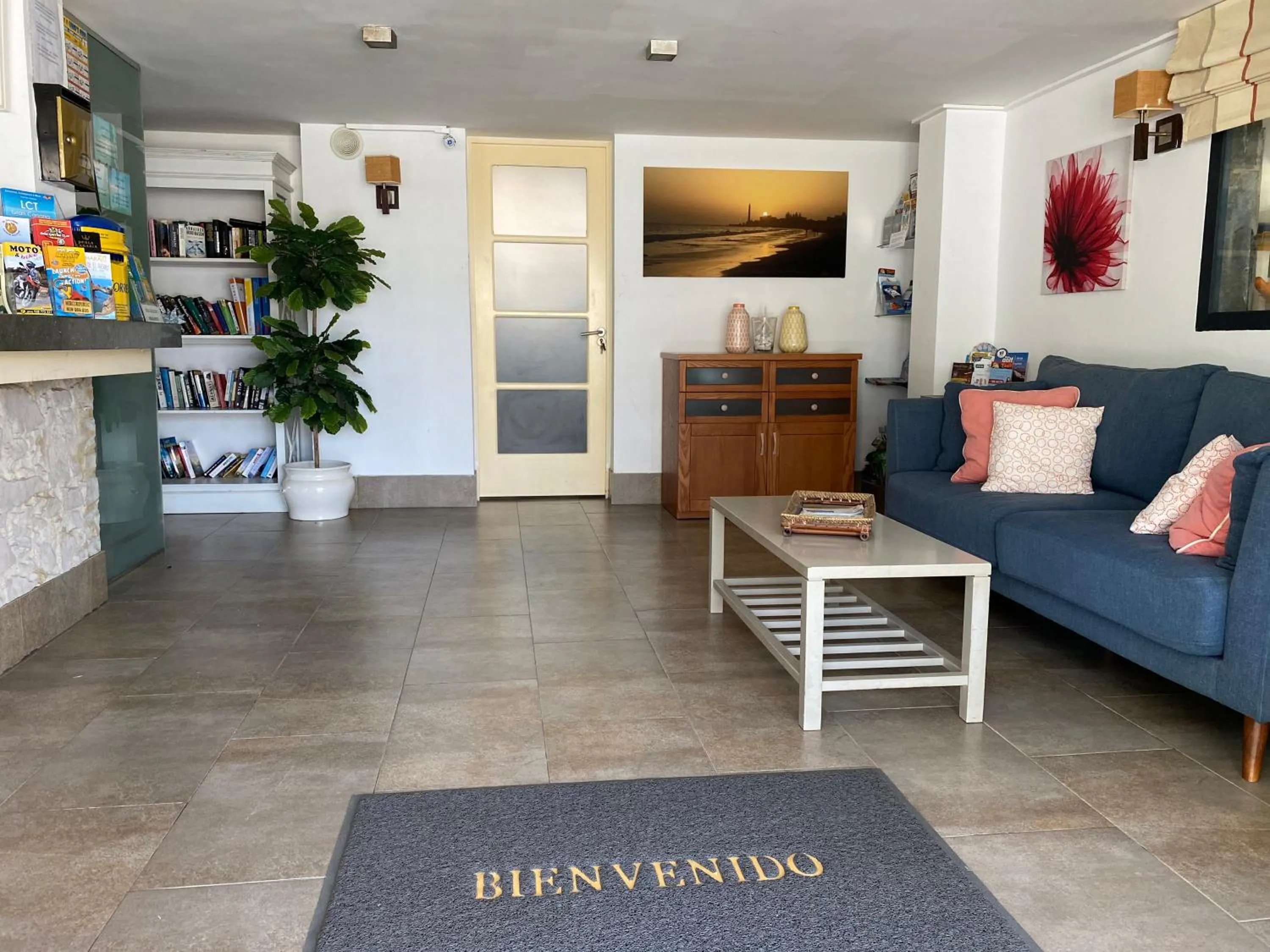 Seating Area in Apartamentos Maspalomas Oasis
