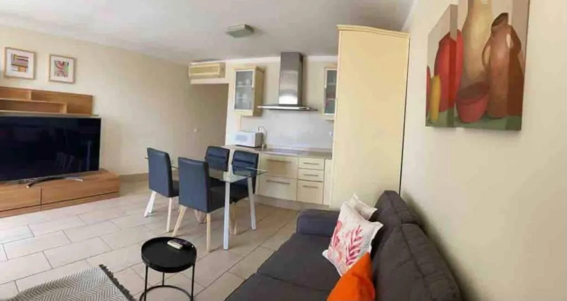 TV/Entertainment Center in Apartamentos Maspalomas Oasis