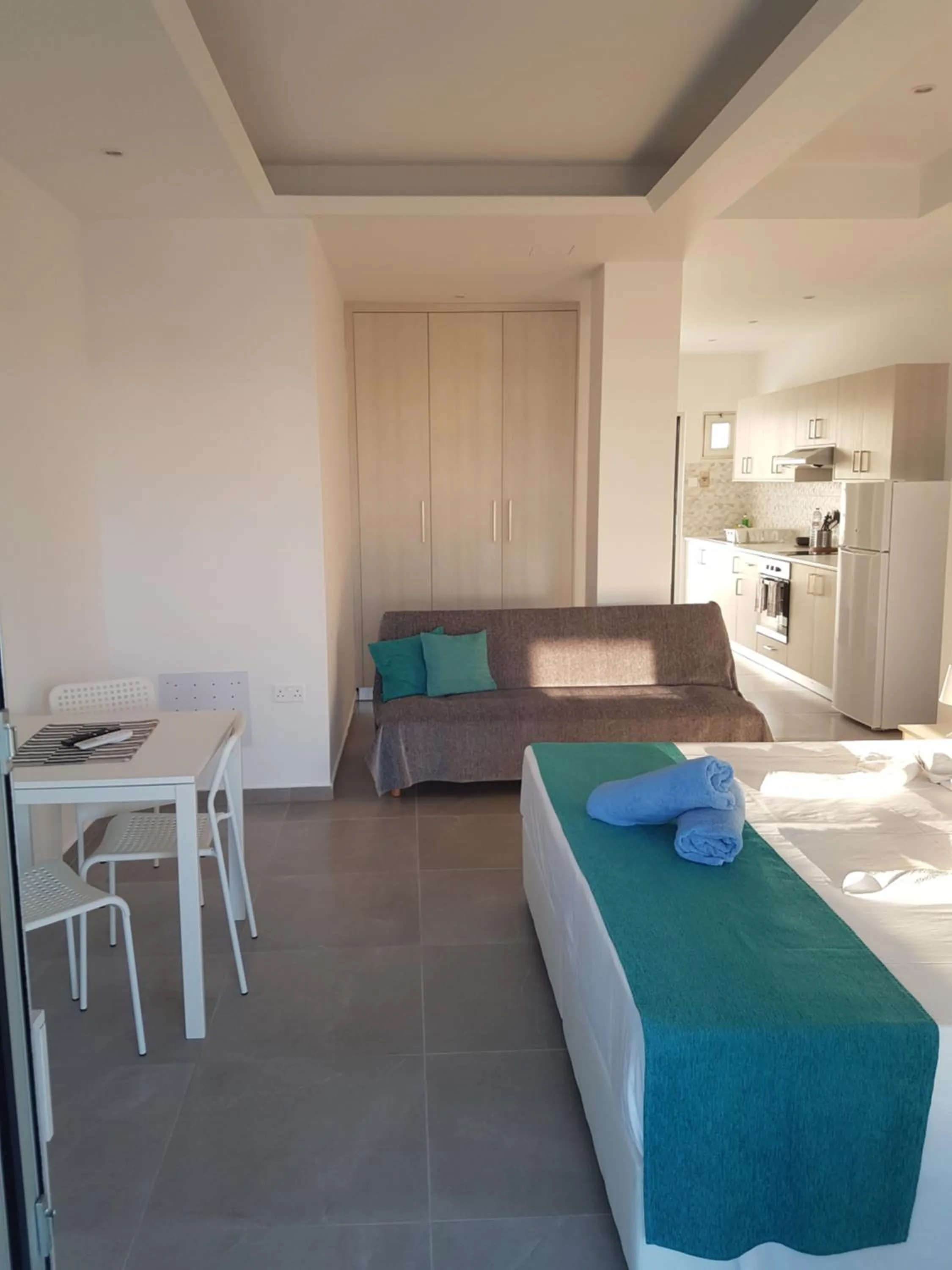 Christopher's Sandy Beach Suites