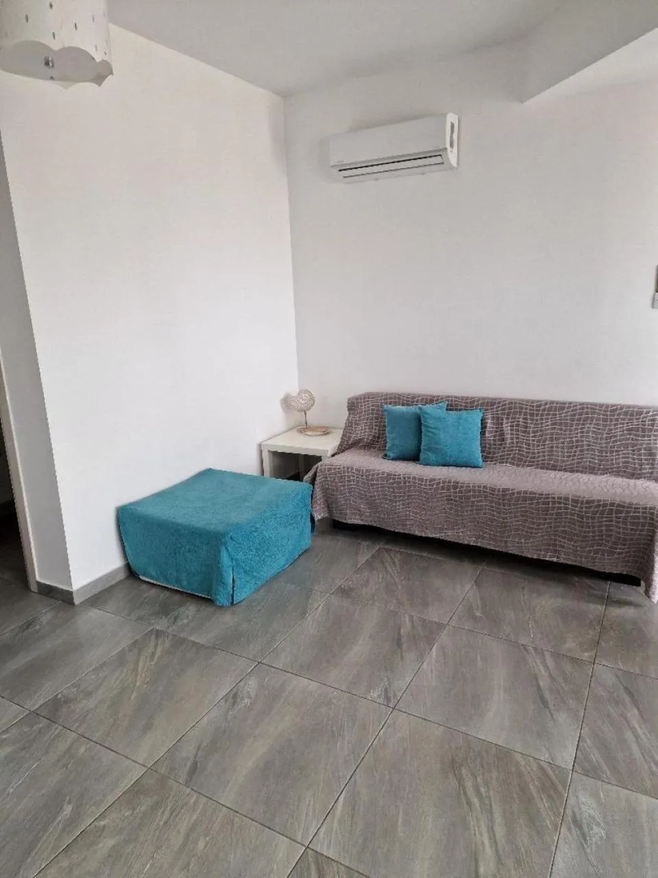 Christopher's Sandy Beach Suites