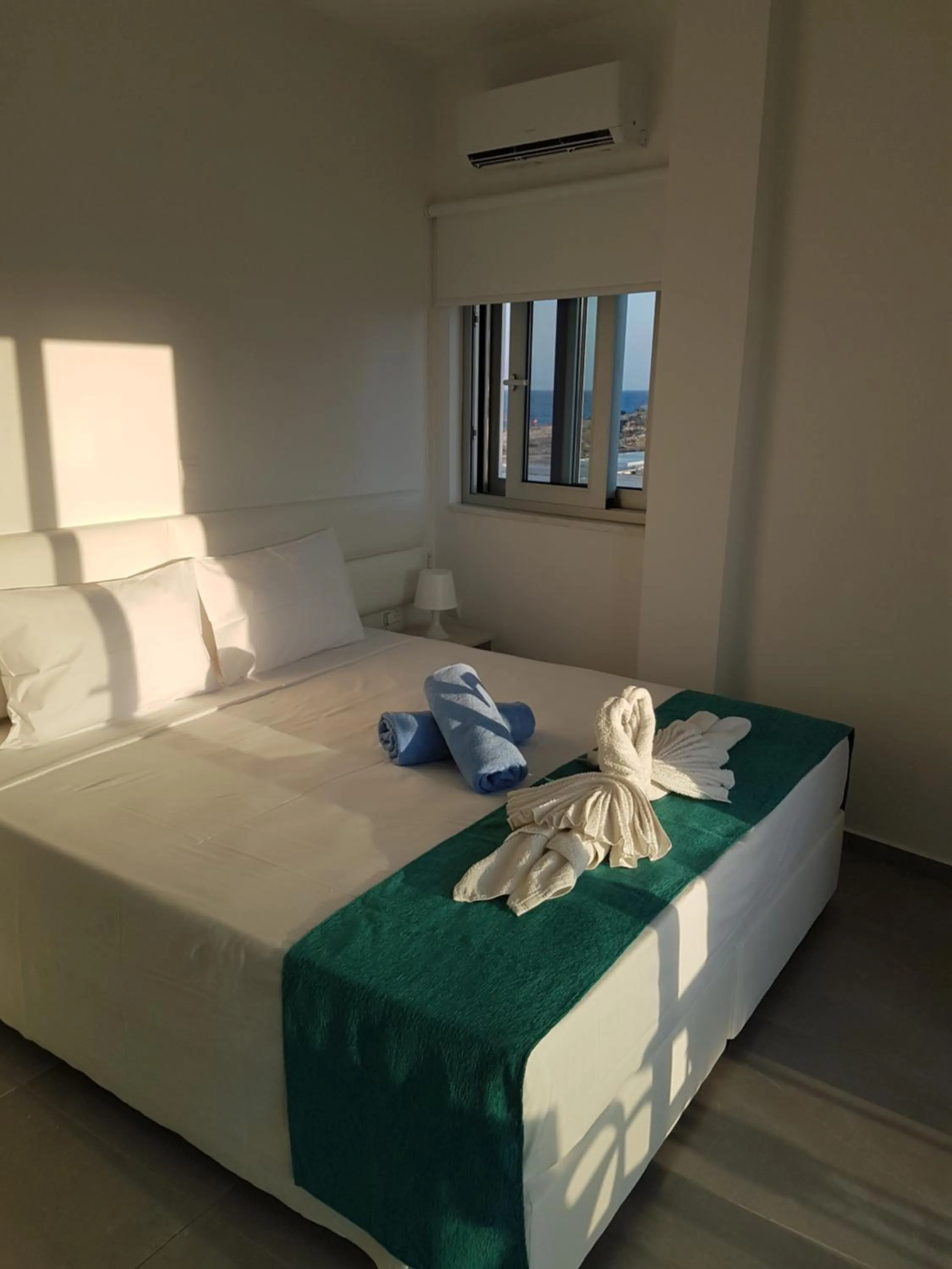 Christopher's Sandy Beach Suites