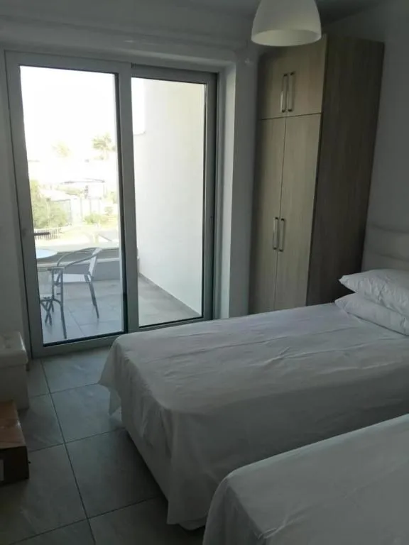 Christopher's Sandy Beach Suites