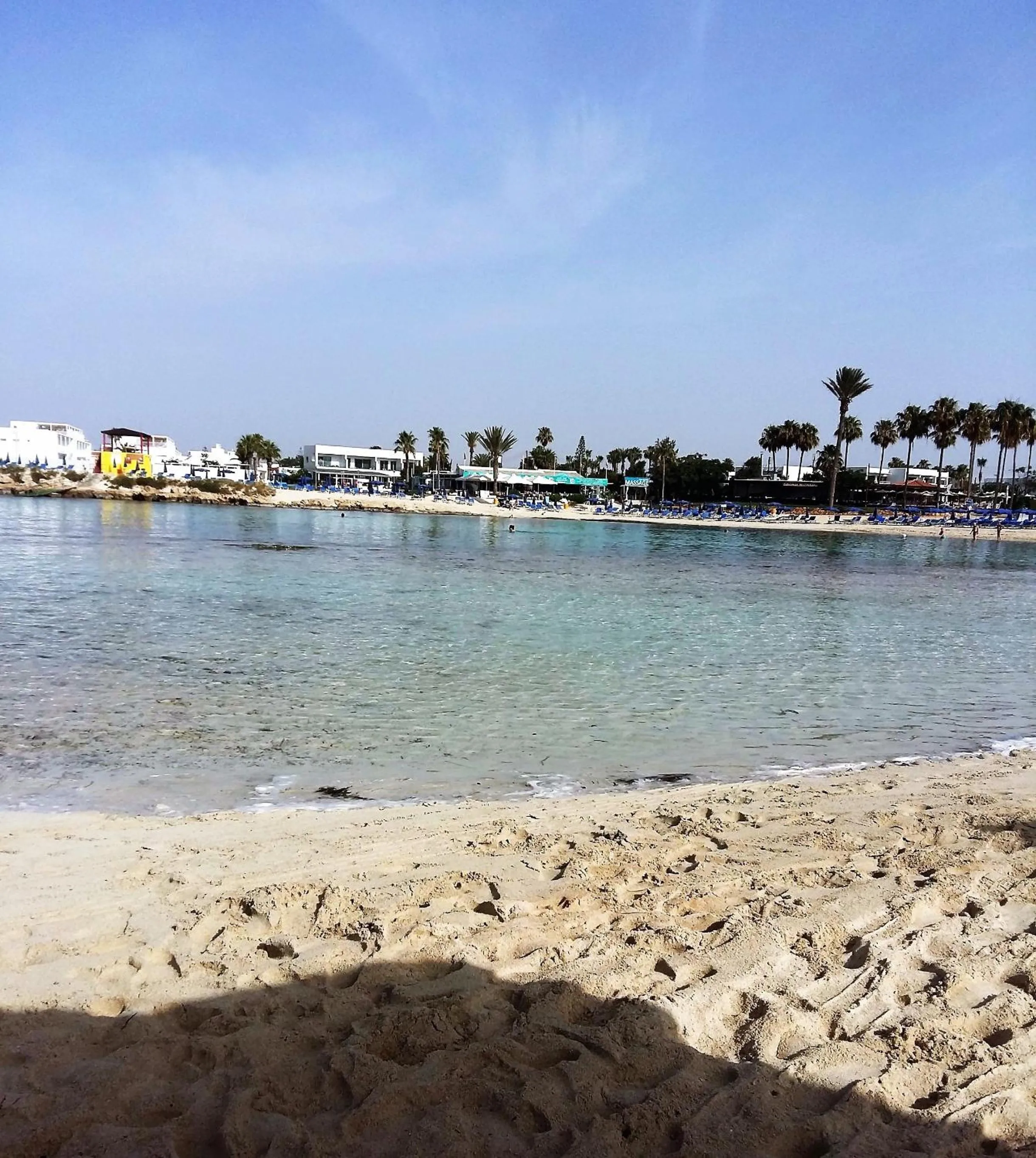 Property building in Christopher's Sandy Beach Suites