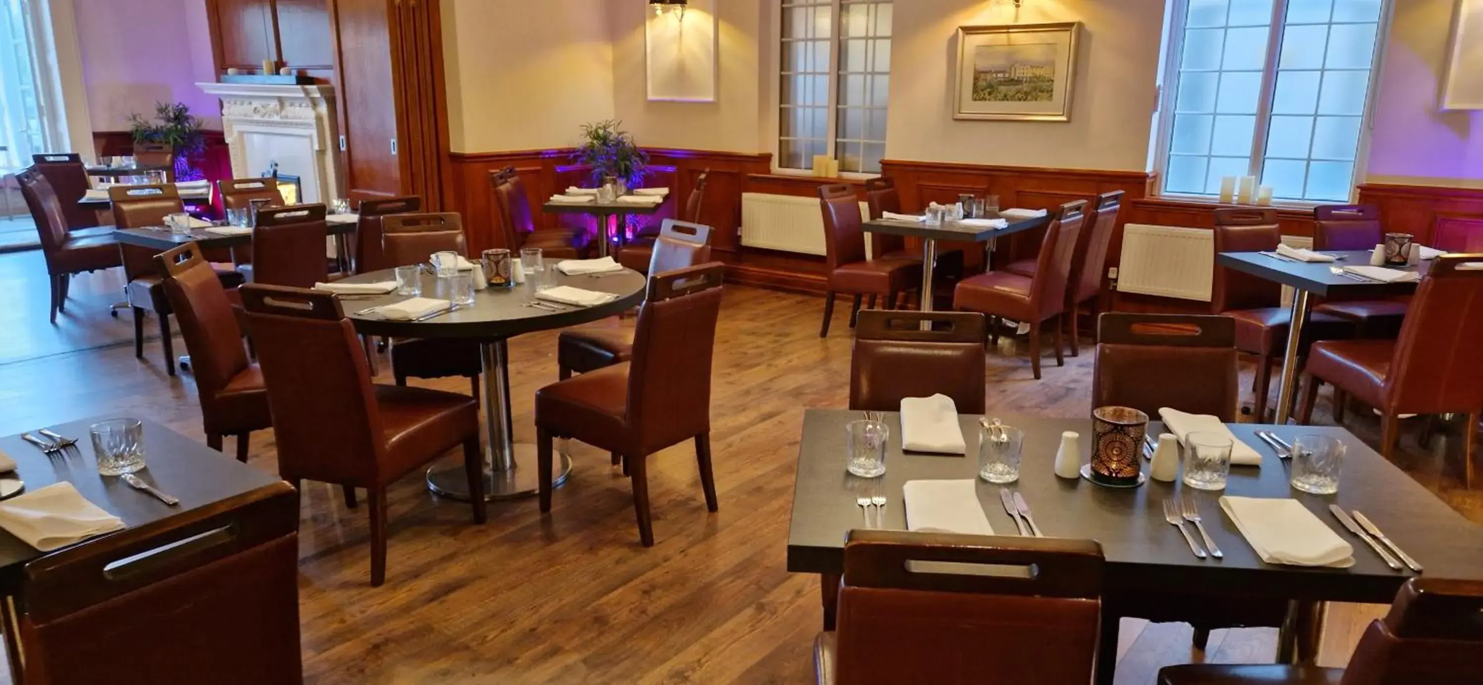 Restaurant/places to eat in The Royal Hotel Restaurant/places to eat in The Royal Hotel
