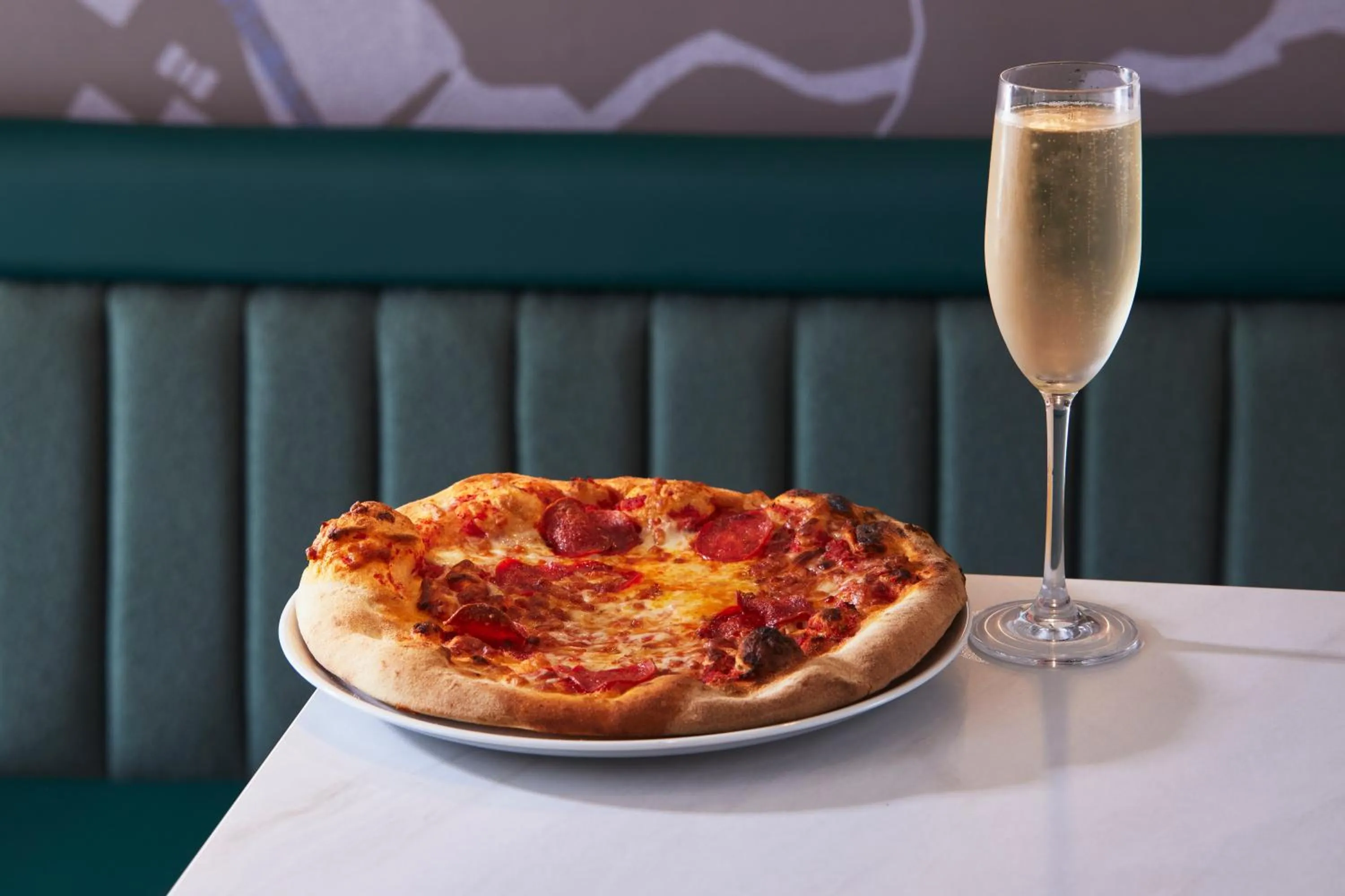 Restaurant/places to eat in Super 8 by Wyndham Durham