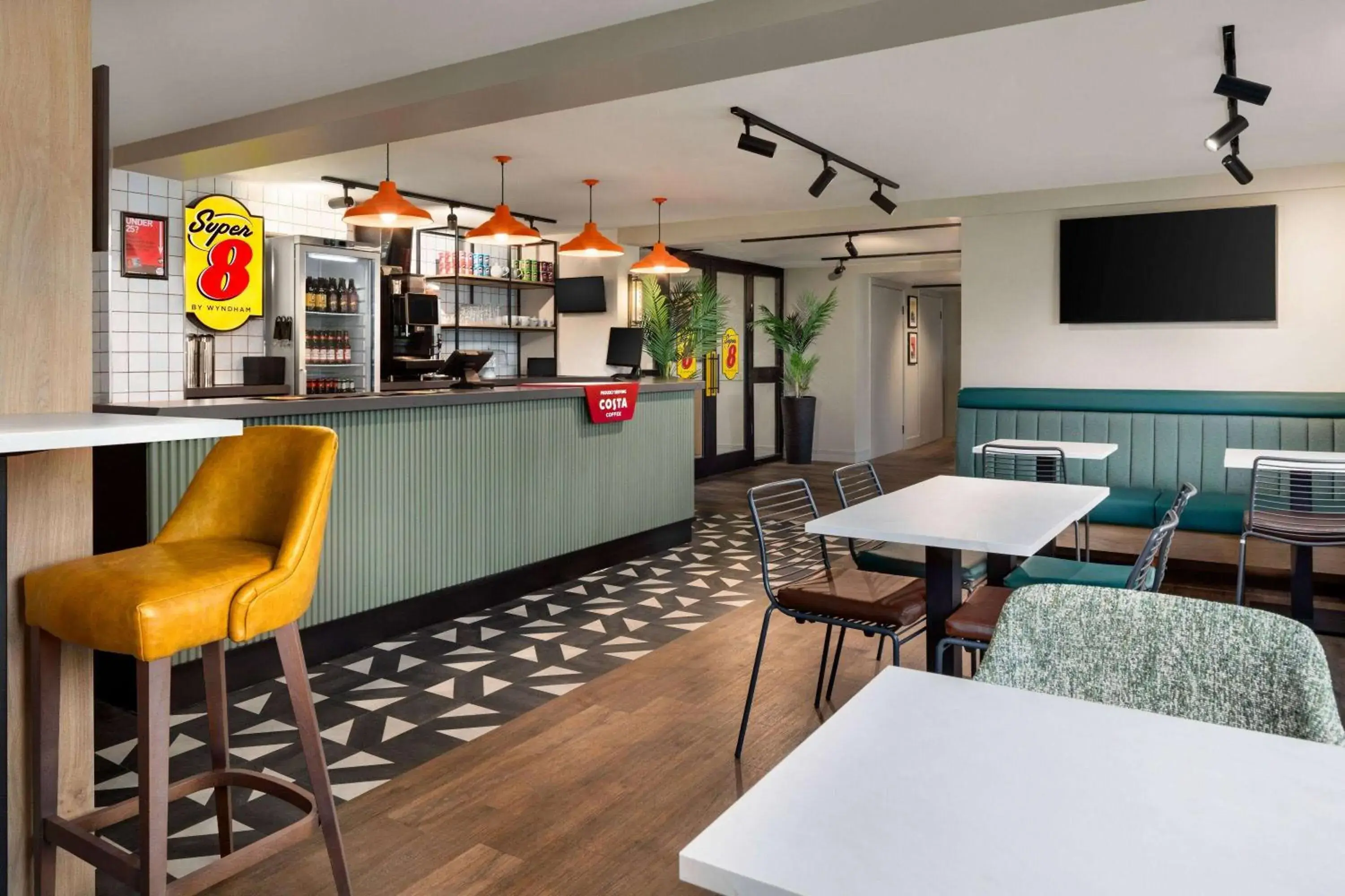 Restaurant/places to eat in Super 8 by Wyndham Durham Restaurant/places to eat in Super 8 by Wyndham Durham