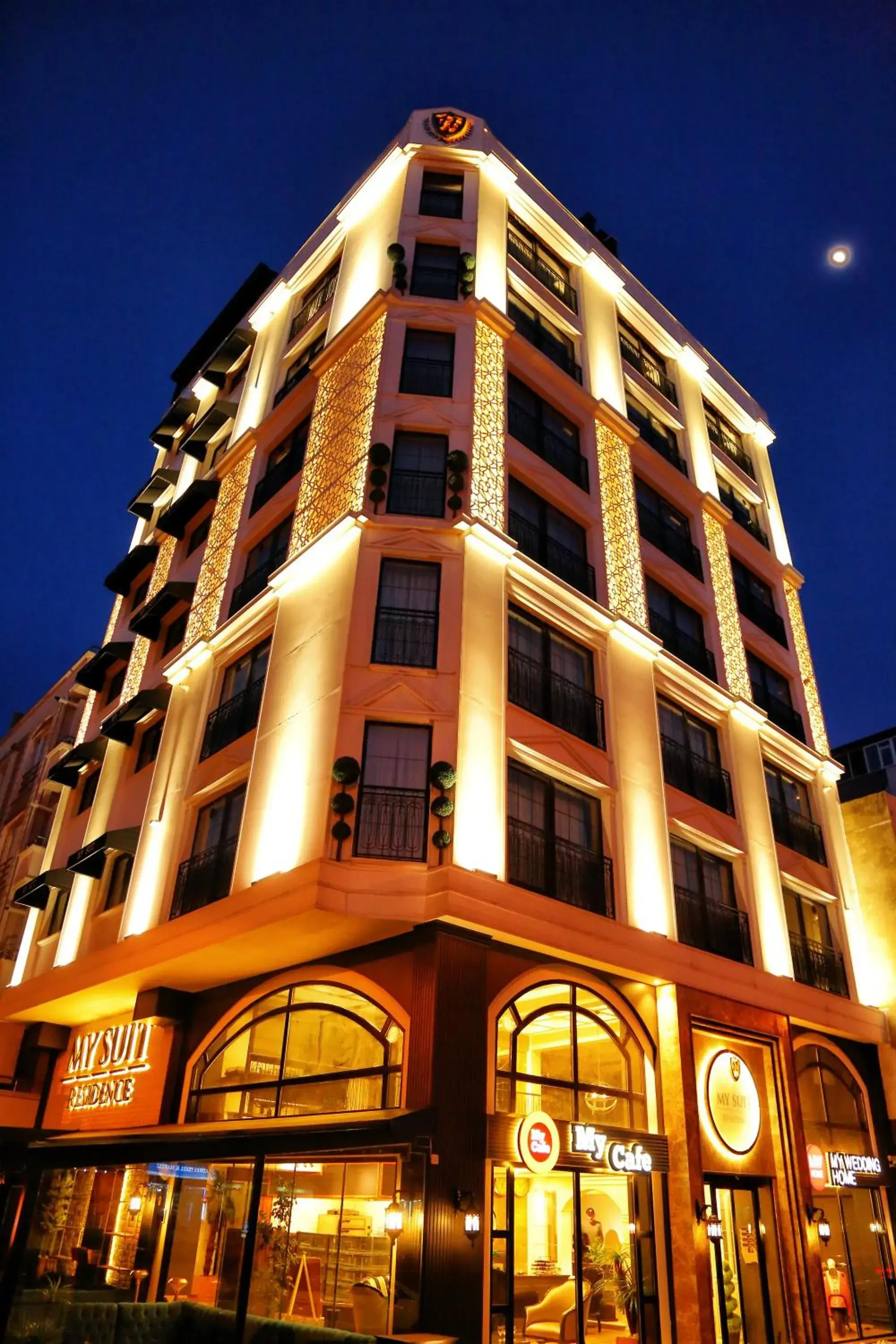 Property building in My Suit Residence & Hotel Property building in My Suit Residence & Hotel