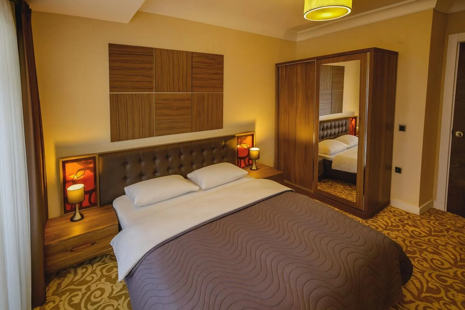 Bed in My Suit Residence & Hotel