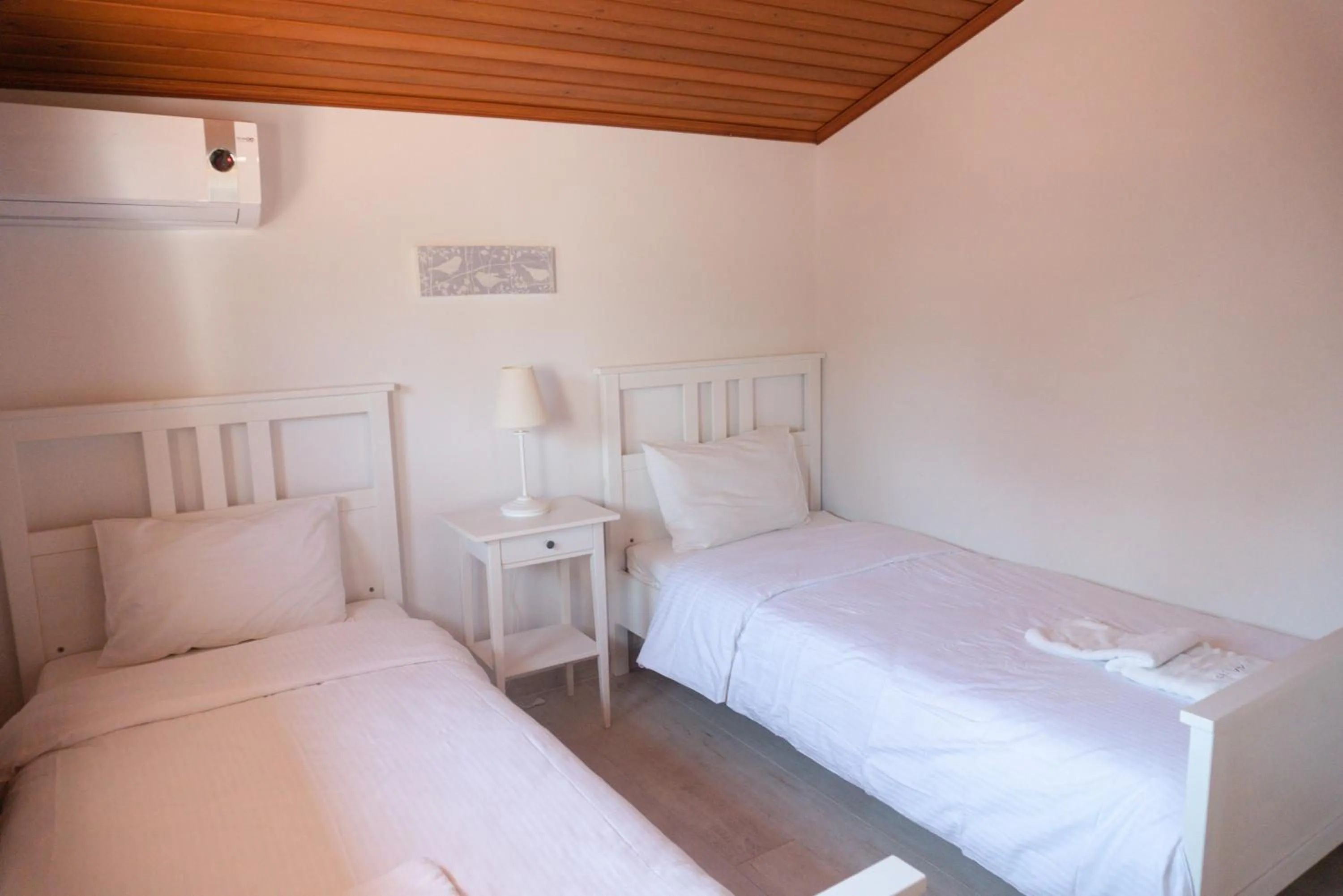 Bedroom, Bed in Alp Suites Lavanta