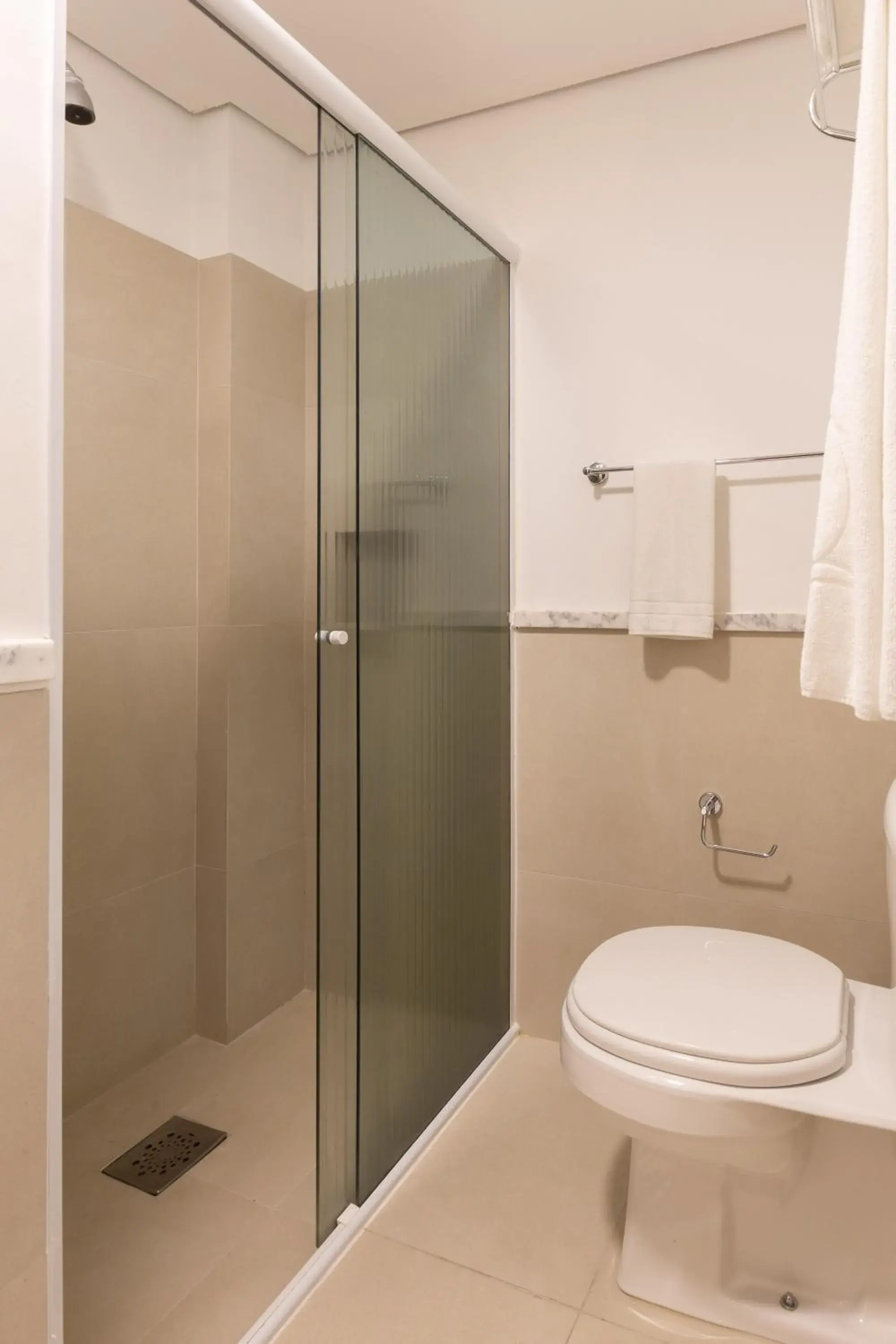 Bathroom in Costa Norte Ponta das Canas Hotel Bathroom in Costa Norte Ponta das Canas Hotel