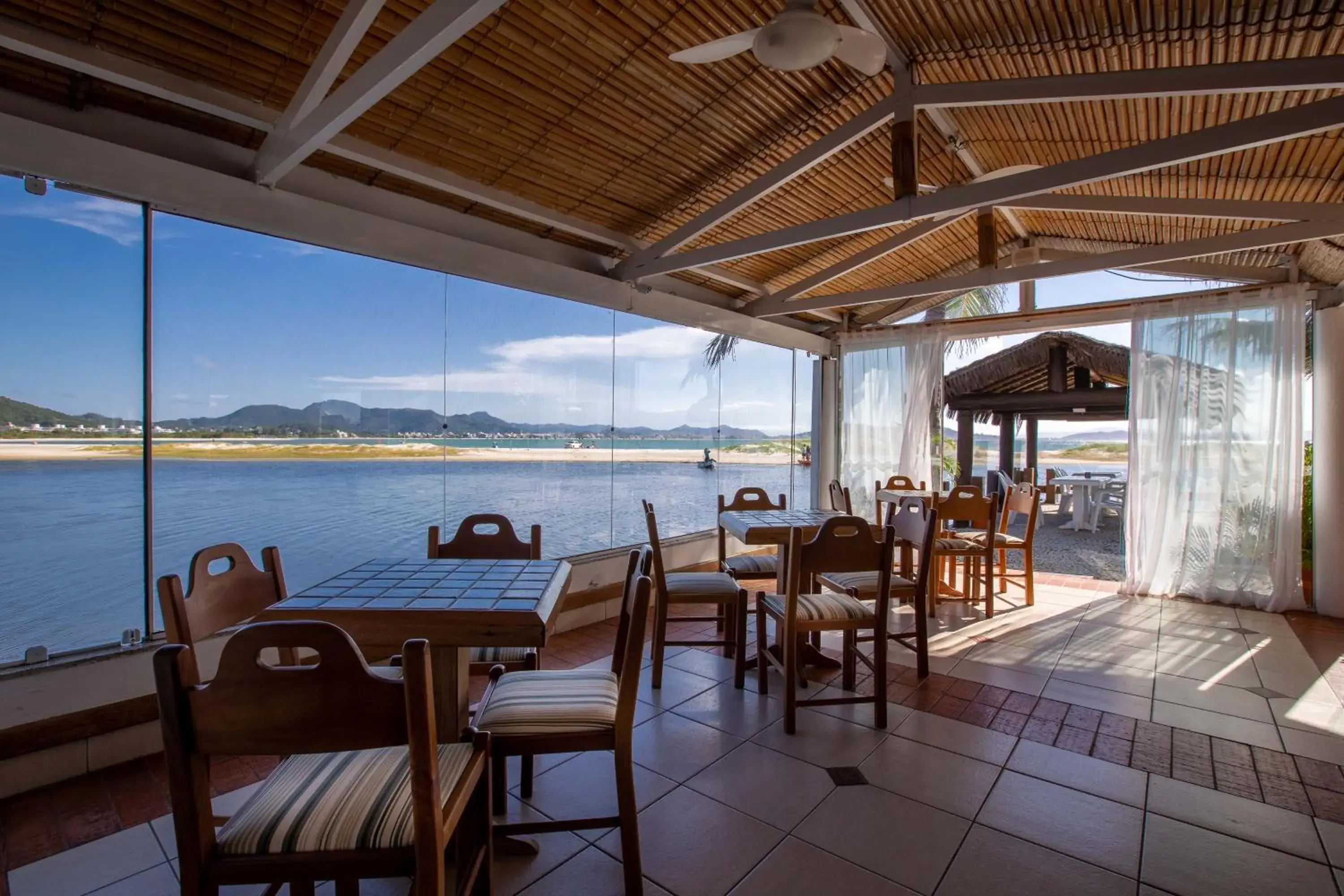 Restaurant/places to eat in Costa Norte Ponta das Canas Hotel Restaurant/places to eat in Costa Norte Ponta das Canas Hotel