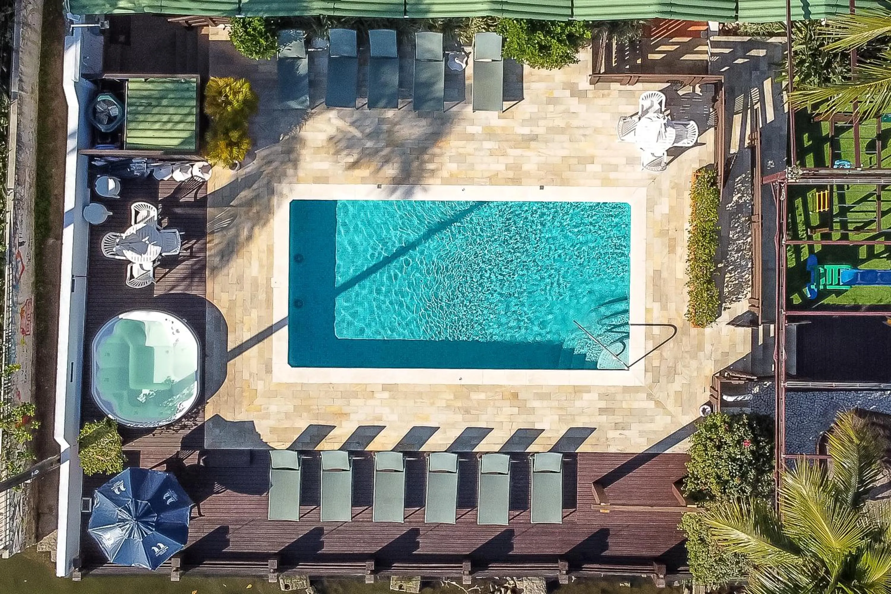 Swimming pool in Costa Norte Ponta das Canas Hotel