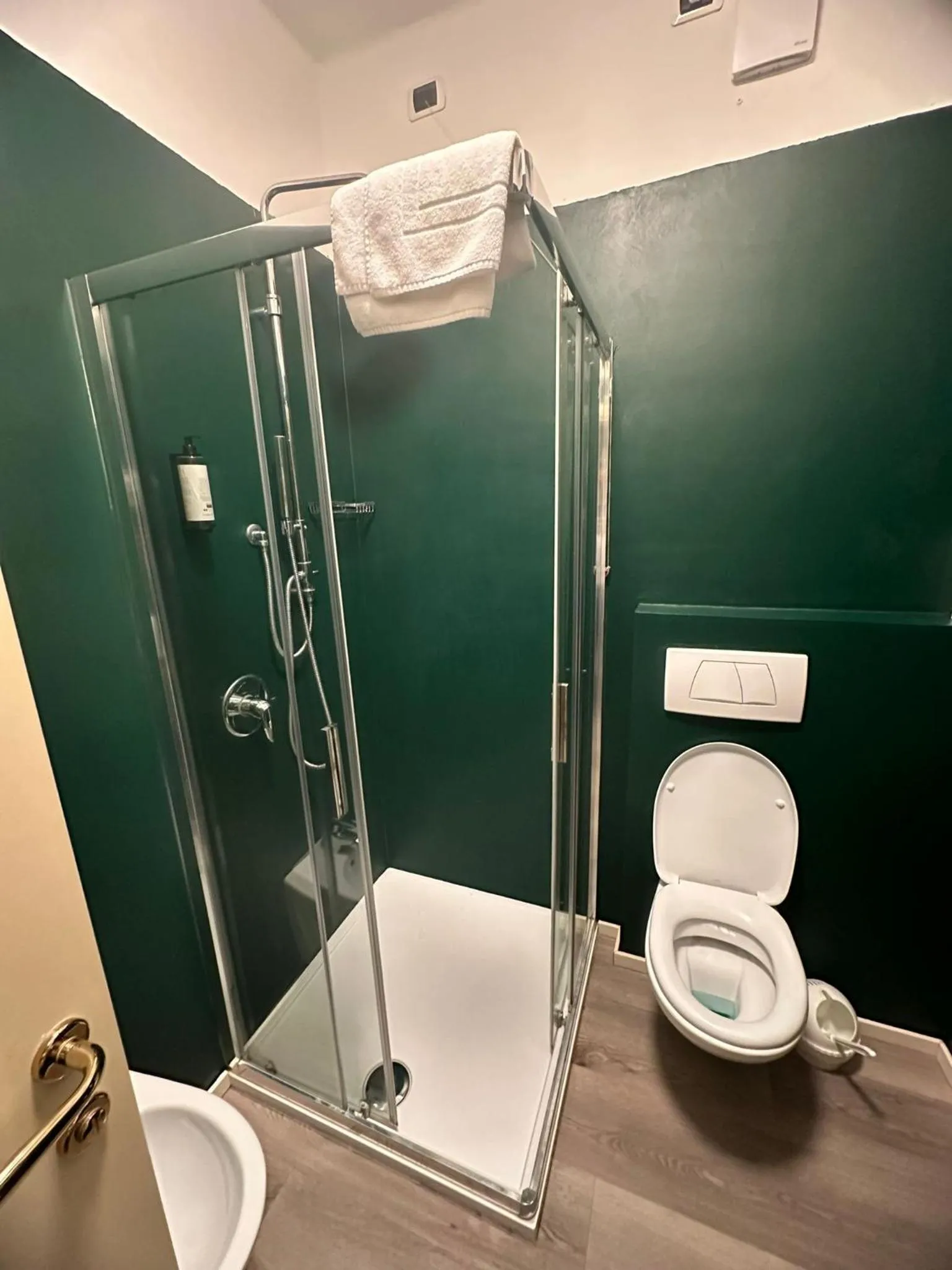 Shower in Hotel Conca D'Oro ***S