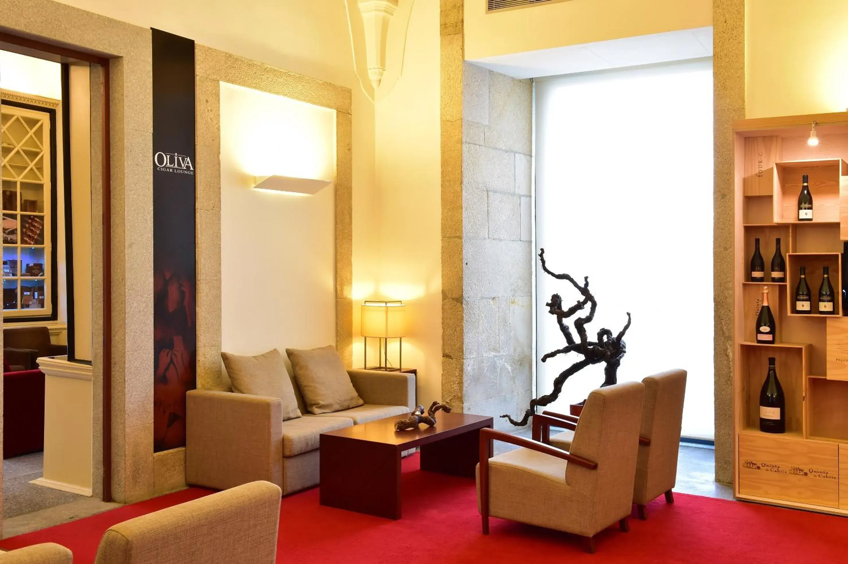 Lounge or bar in Pousada De Viseu Lounge or bar in Pousada De Viseu