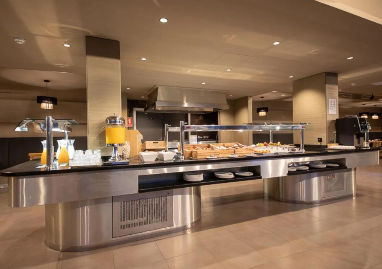 Breakfast, Restaurant/Places to Eat in Hotel Els Arenals