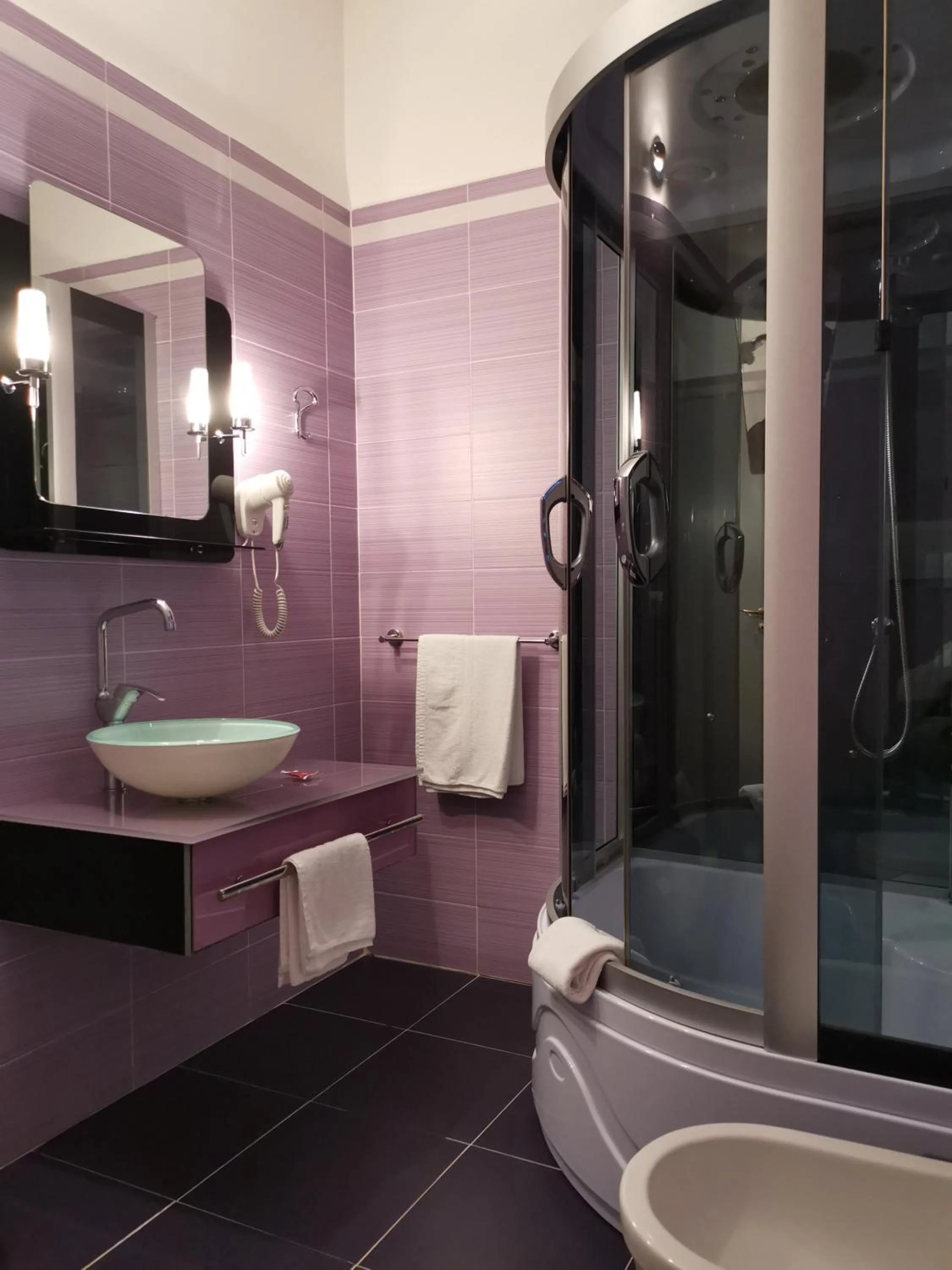 Bathroom in Hotel Park Grumentum