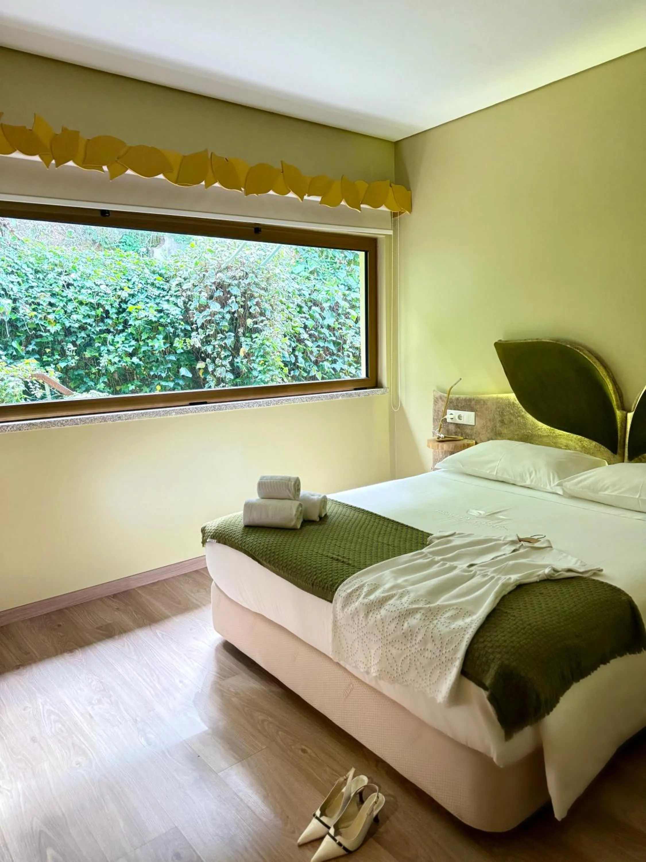 Bedroom, Bed in Beleza Serra Guide Hotel