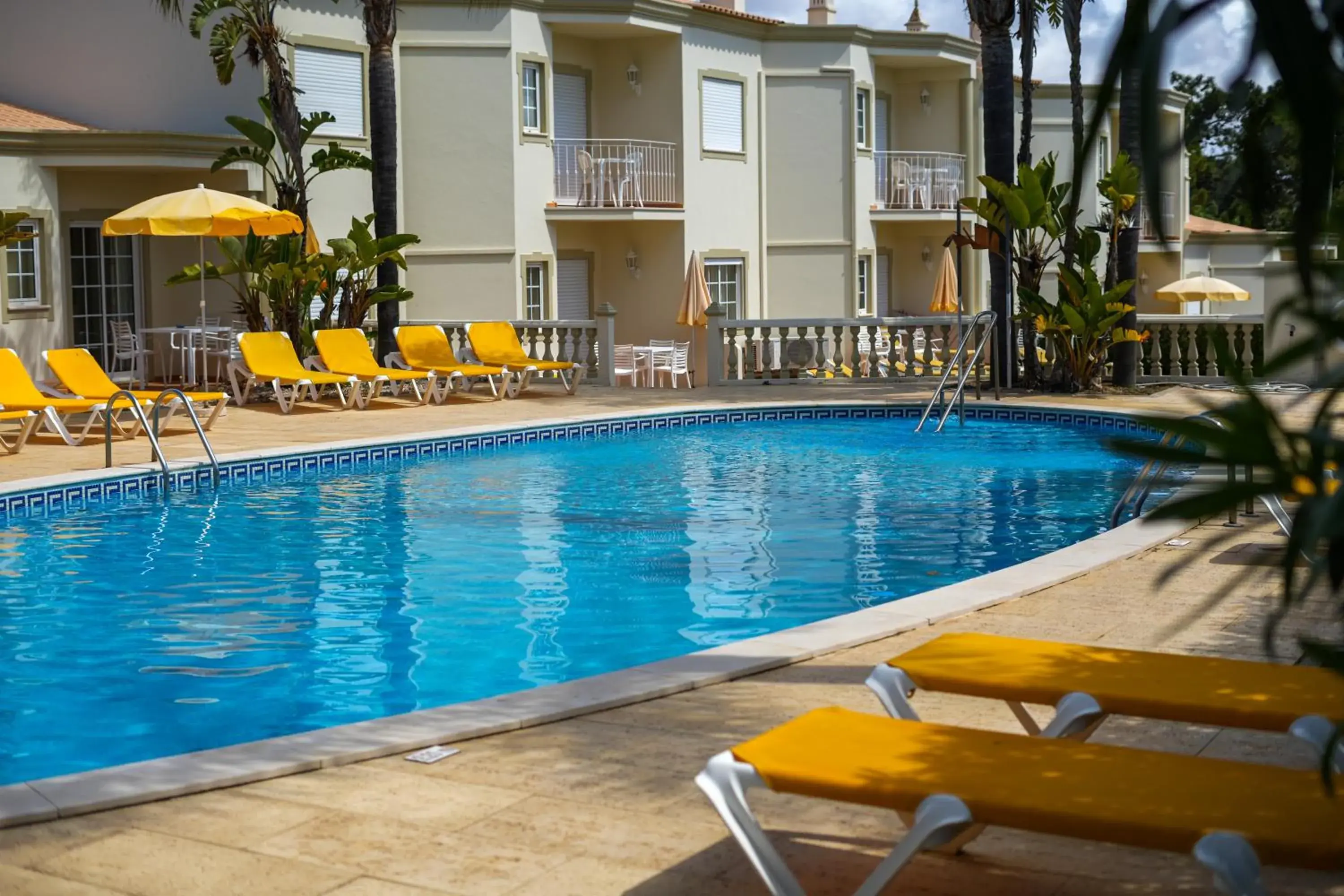 Property building in Vila do Castelo Property building in Vila do Castelo