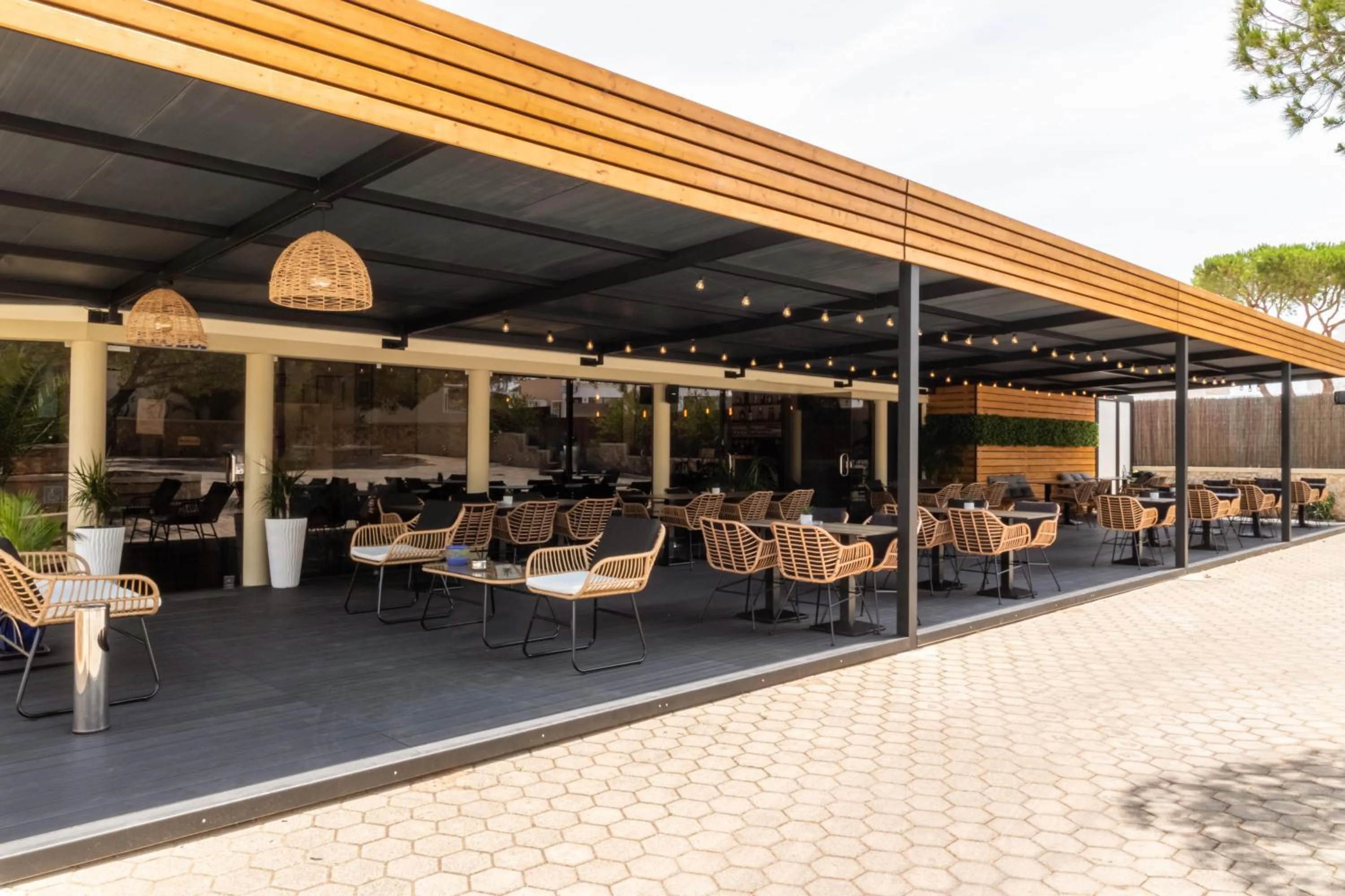 Restaurant/places to eat in Vila do Castelo