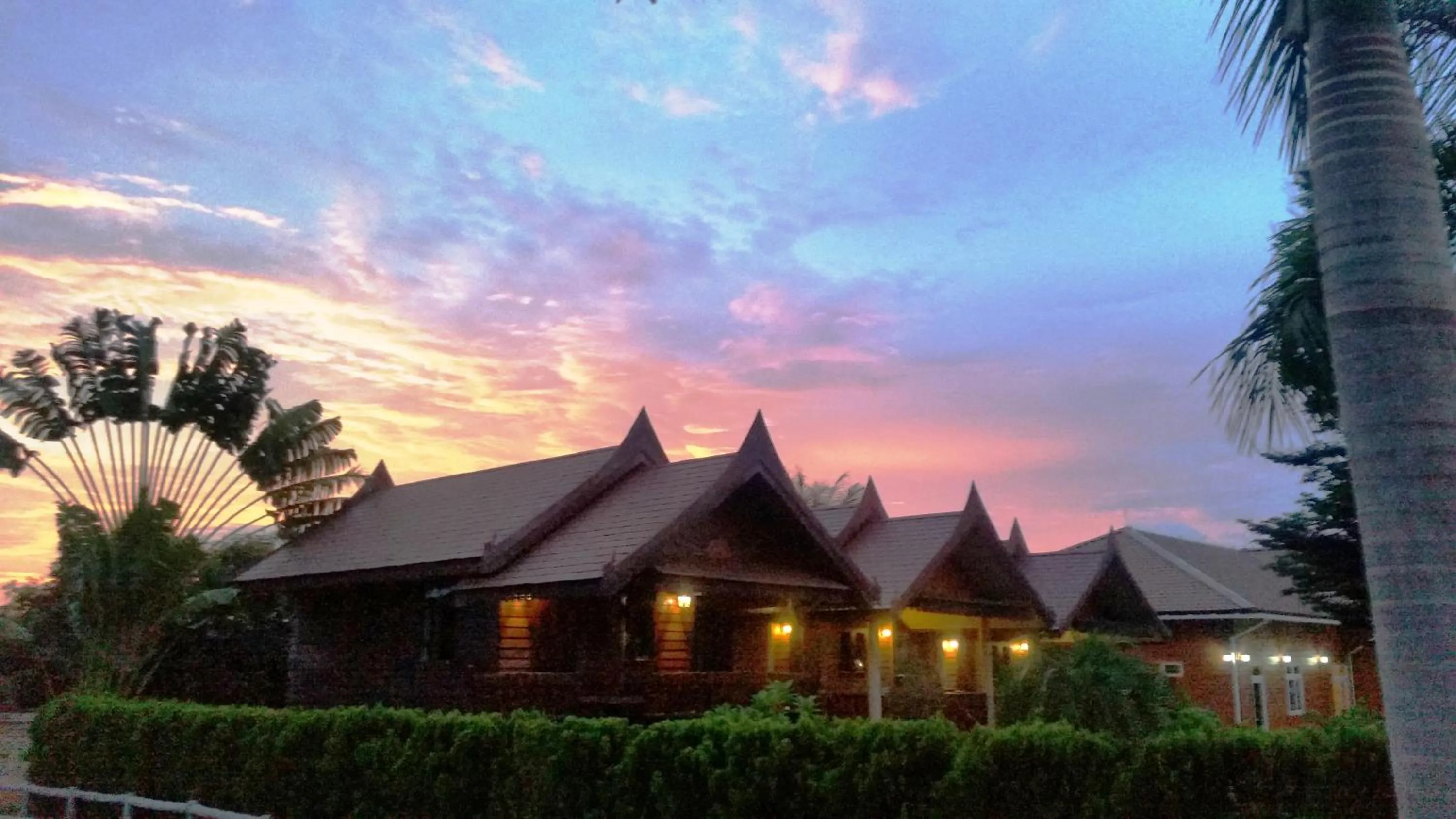 Garden in Pongsin Resort