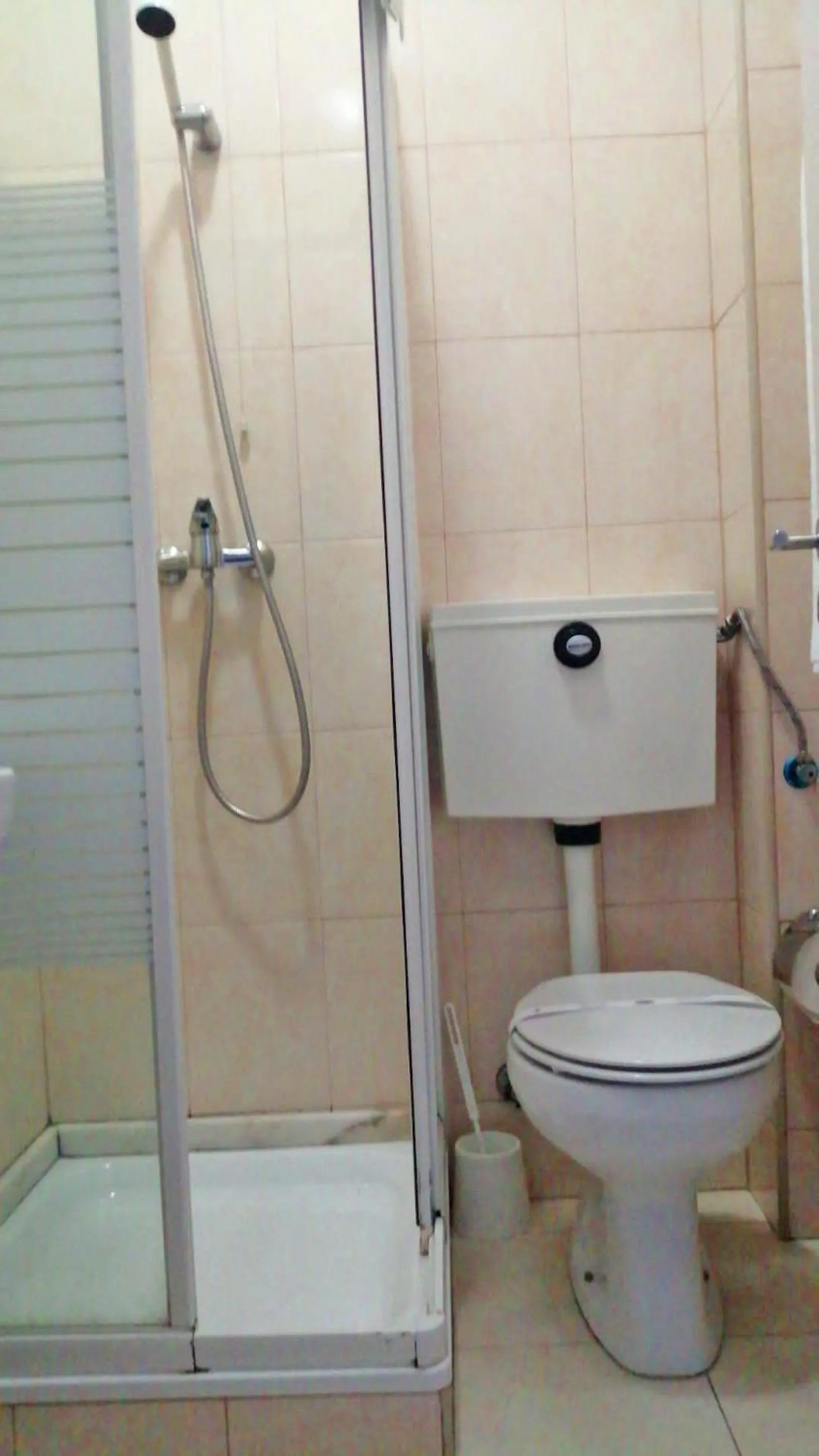 Shower in Residencia Vale Formoso