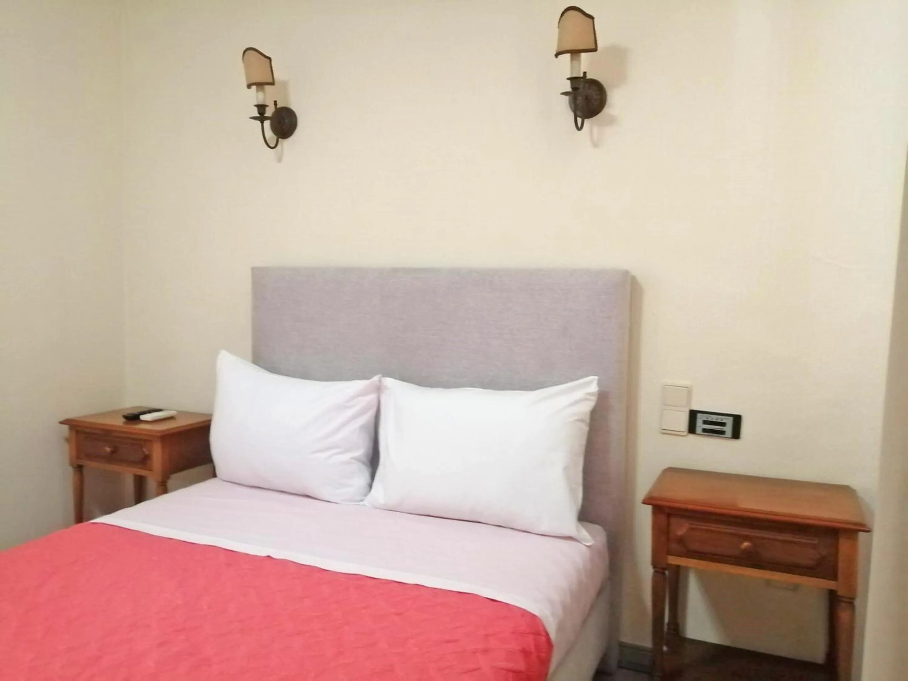 Bedroom, Bed in Residencia Vale Formoso
