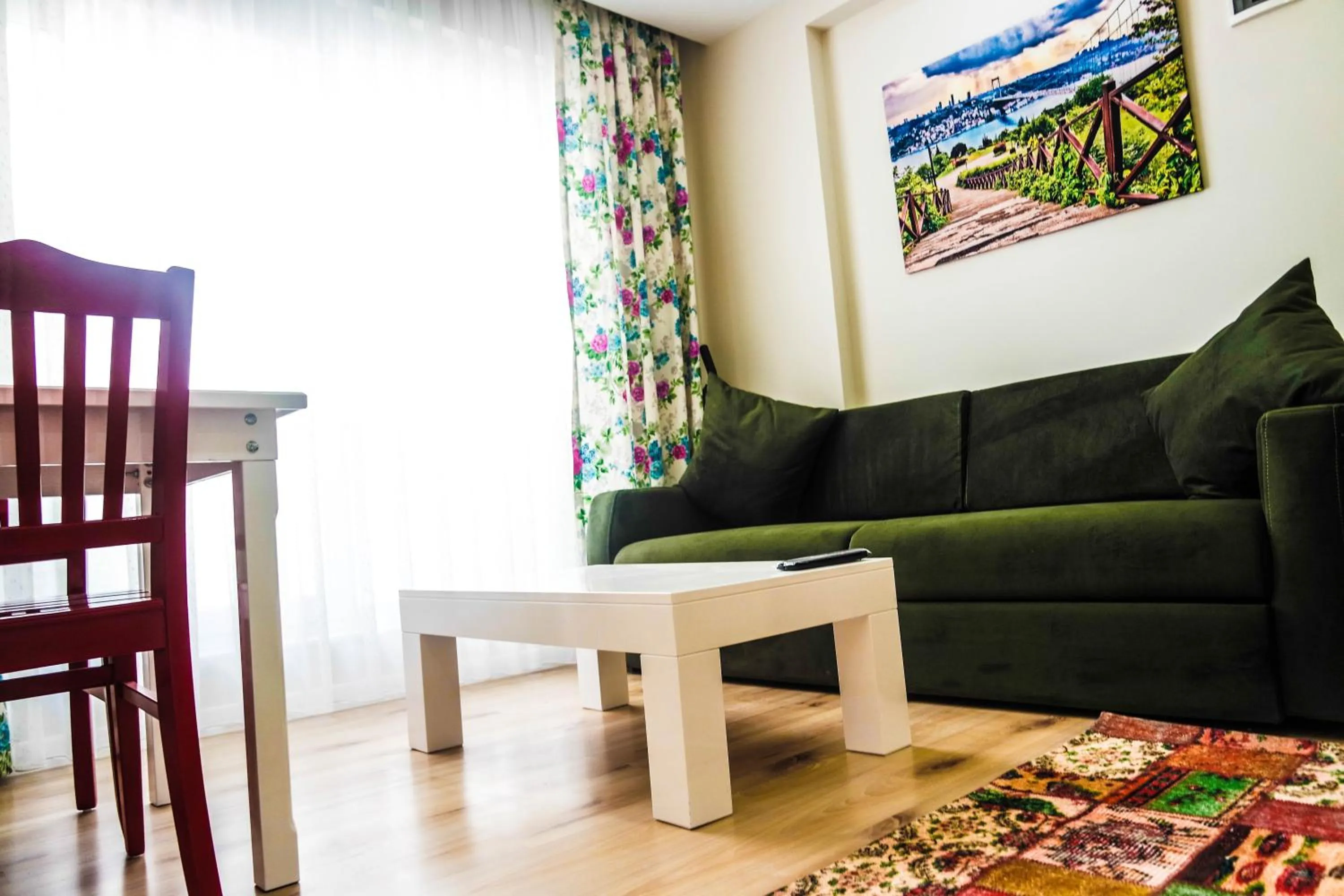 Day in Ale Apartments Hotel