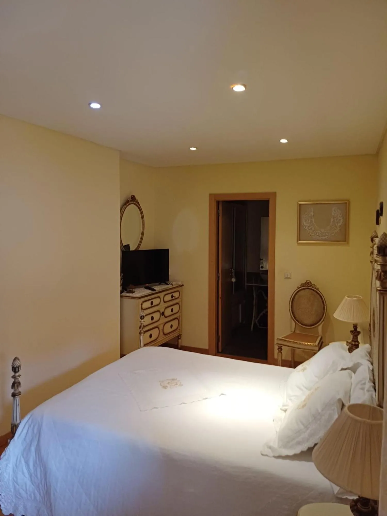 Bedroom, Bed in Outros tempos Turismo de Aldeia
