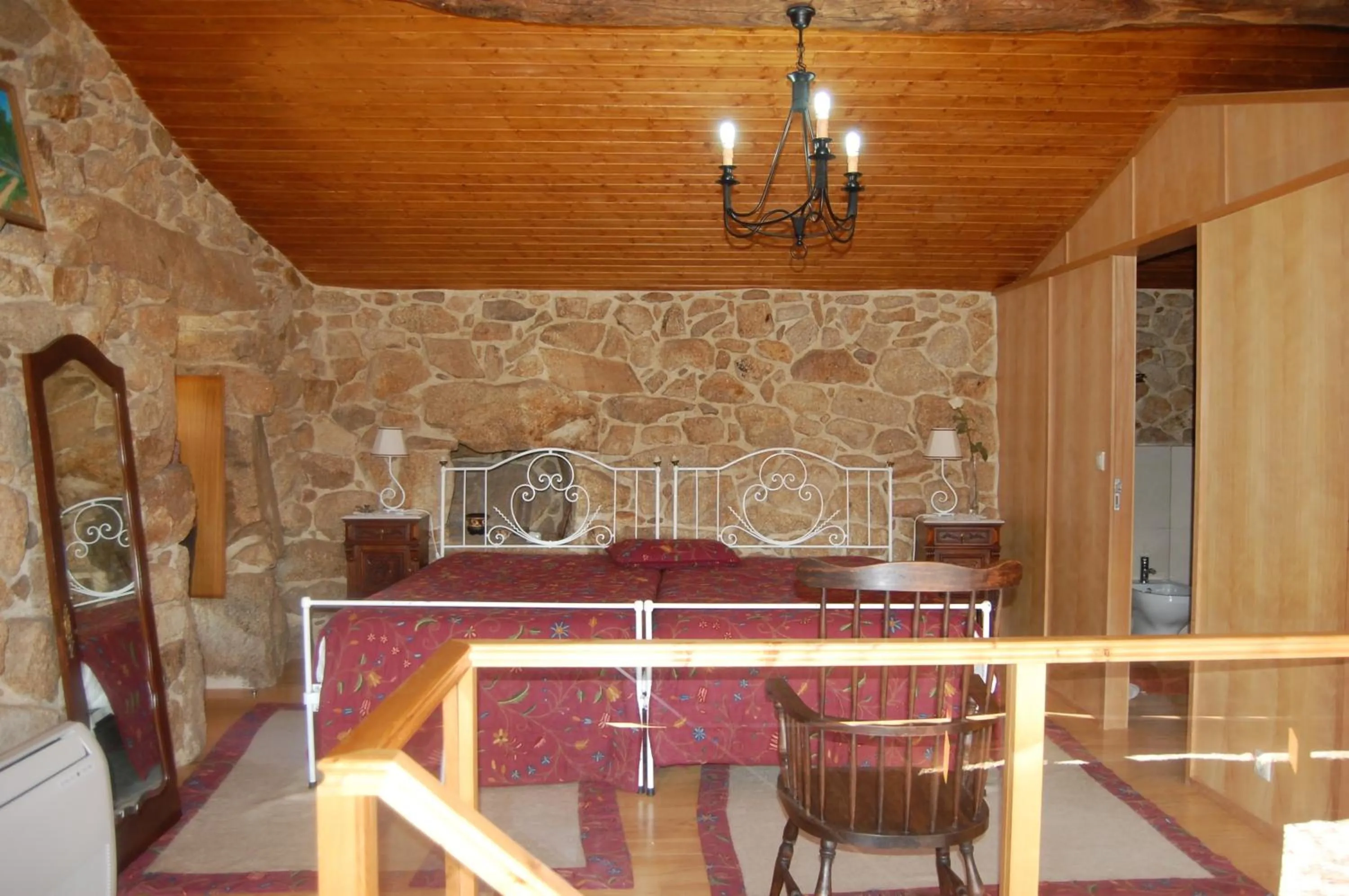Seating area, Bed in Outros tempos Turismo de Aldeia