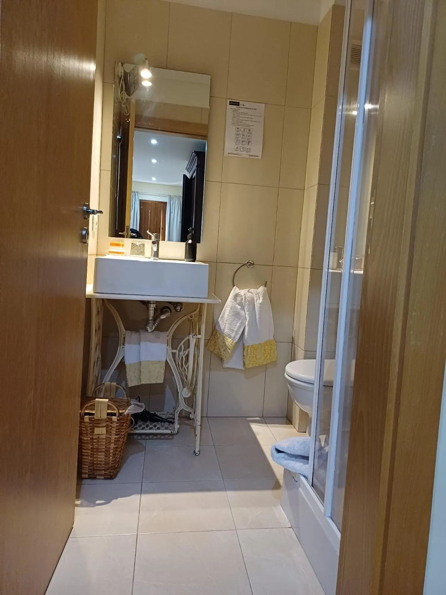Bathroom in Outros tempos Turismo de Aldeia