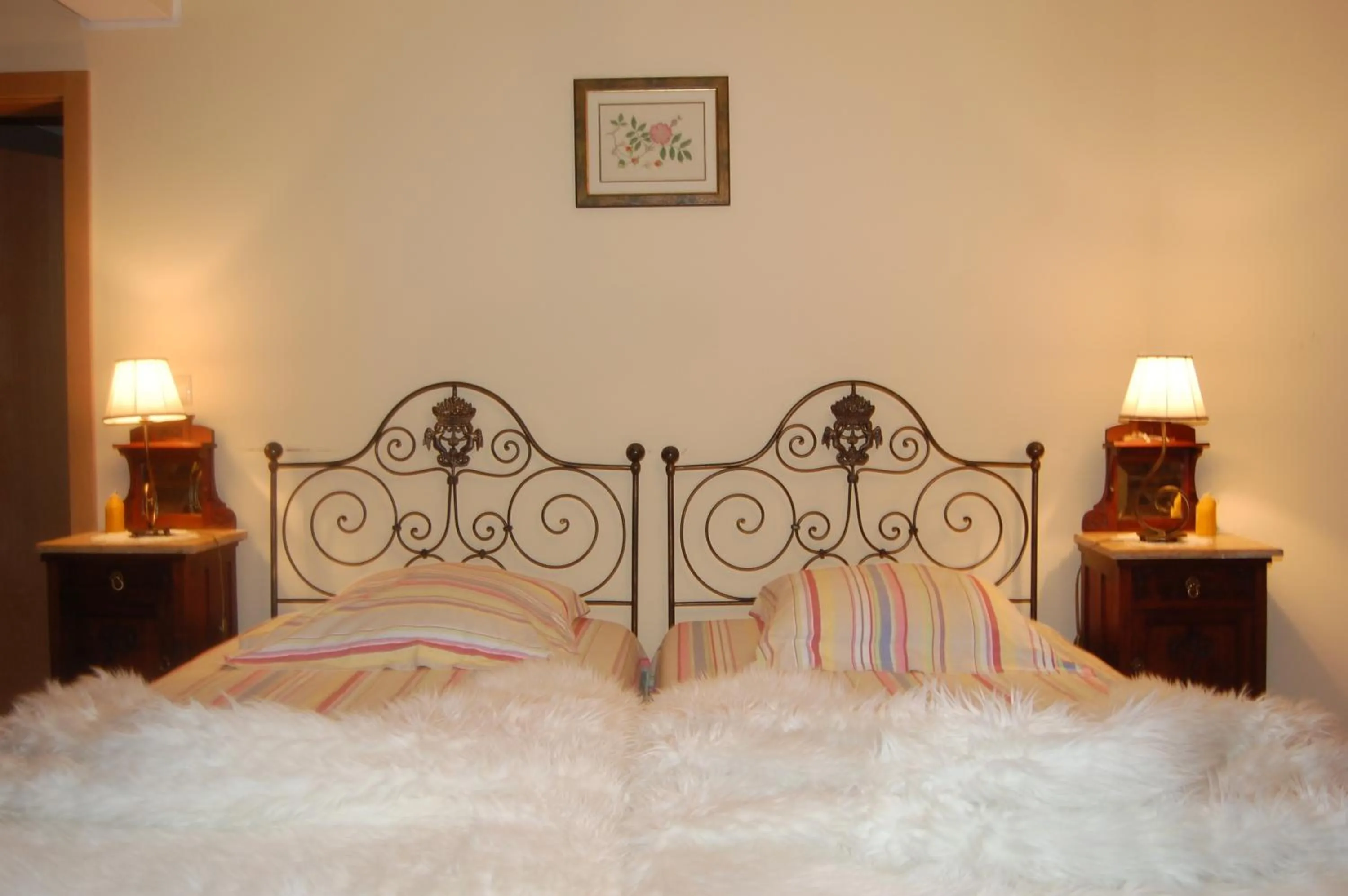 Bedroom, Bed in Outros tempos Turismo de Aldeia