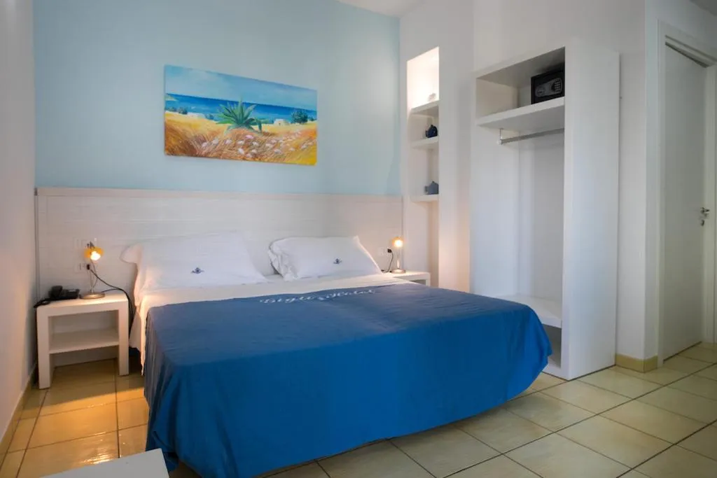 Photo of the whole room, Bed in Gigli Hotel Salento