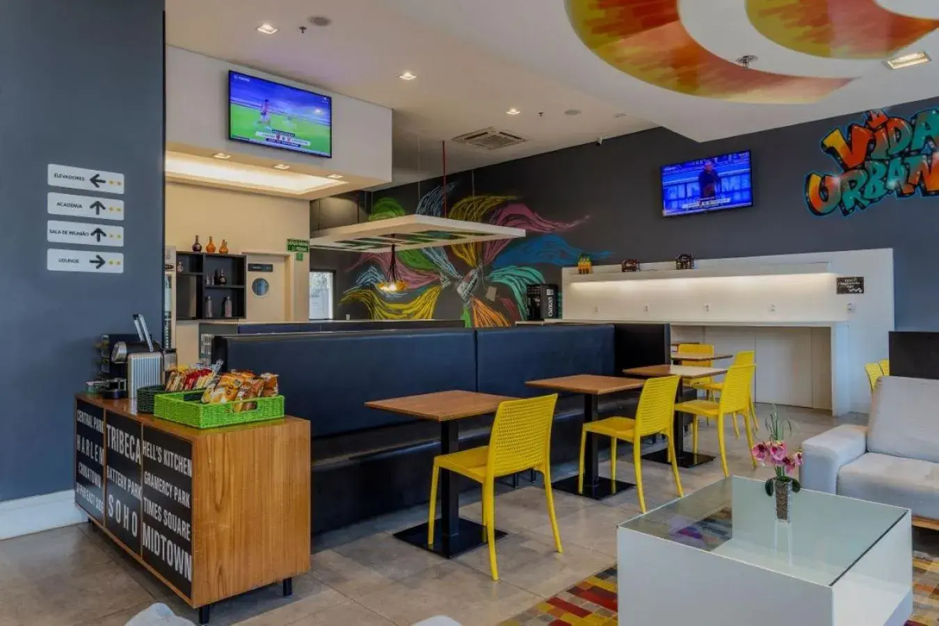 Restaurant/places to eat in Nacional Inn Palmas Restaurant/places to eat in Nacional Inn Palmas