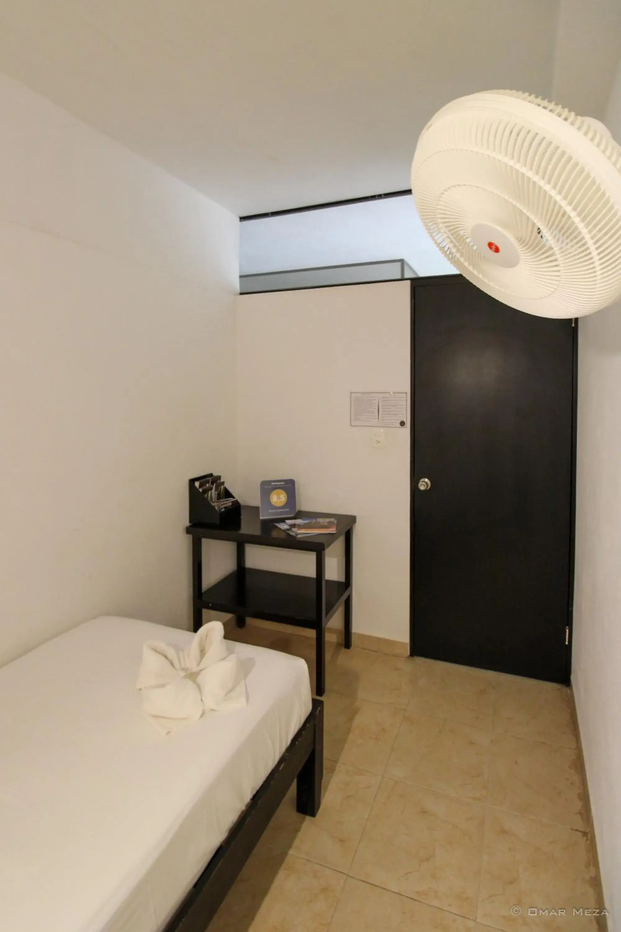 Single Room with Shared Bathroom in Hostal Gayser Single Room with Shared Bathroom in Hostal Gayser