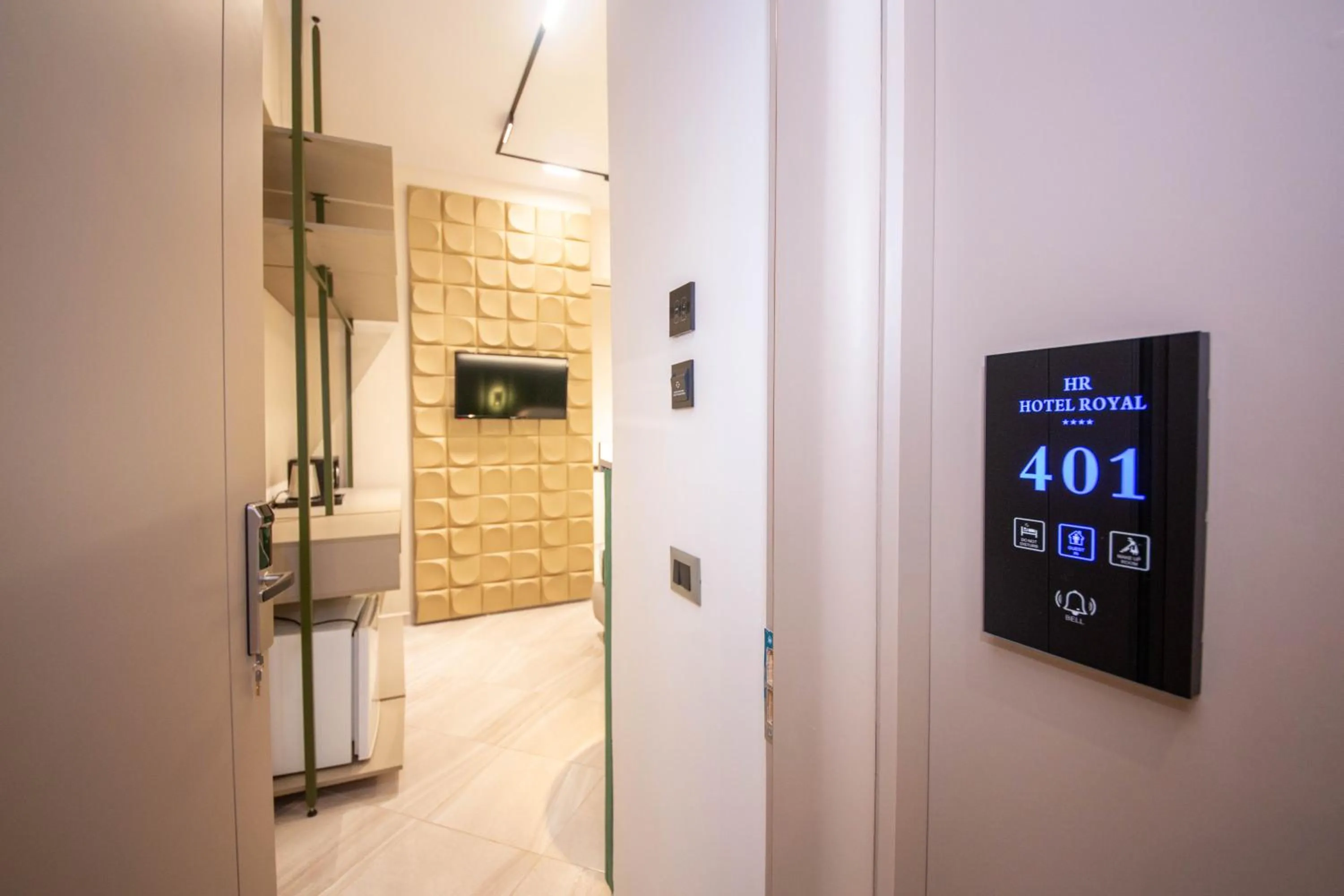 Bedroom in Hotel Royal