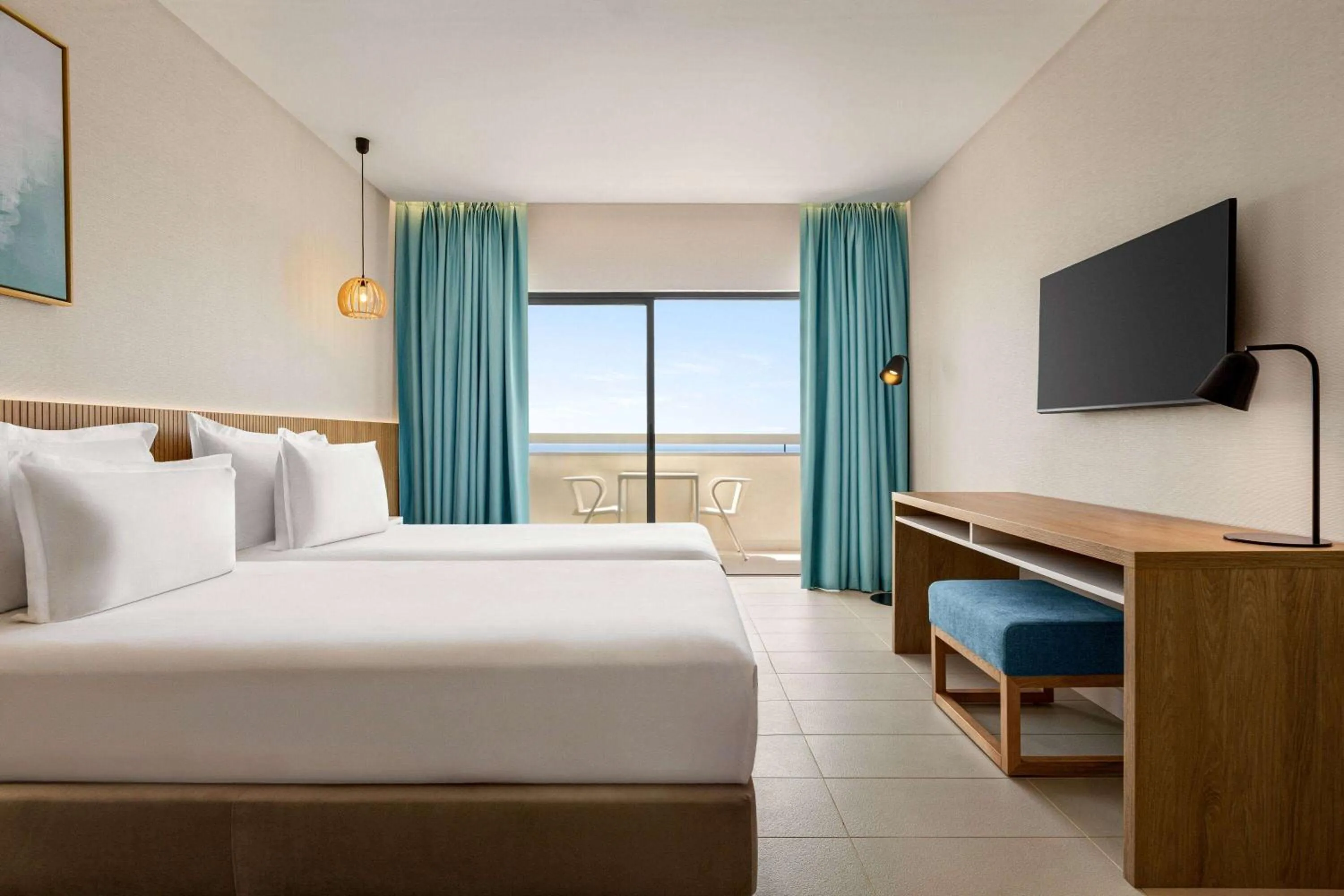 Bed in Wyndham Residences Alvor Beach