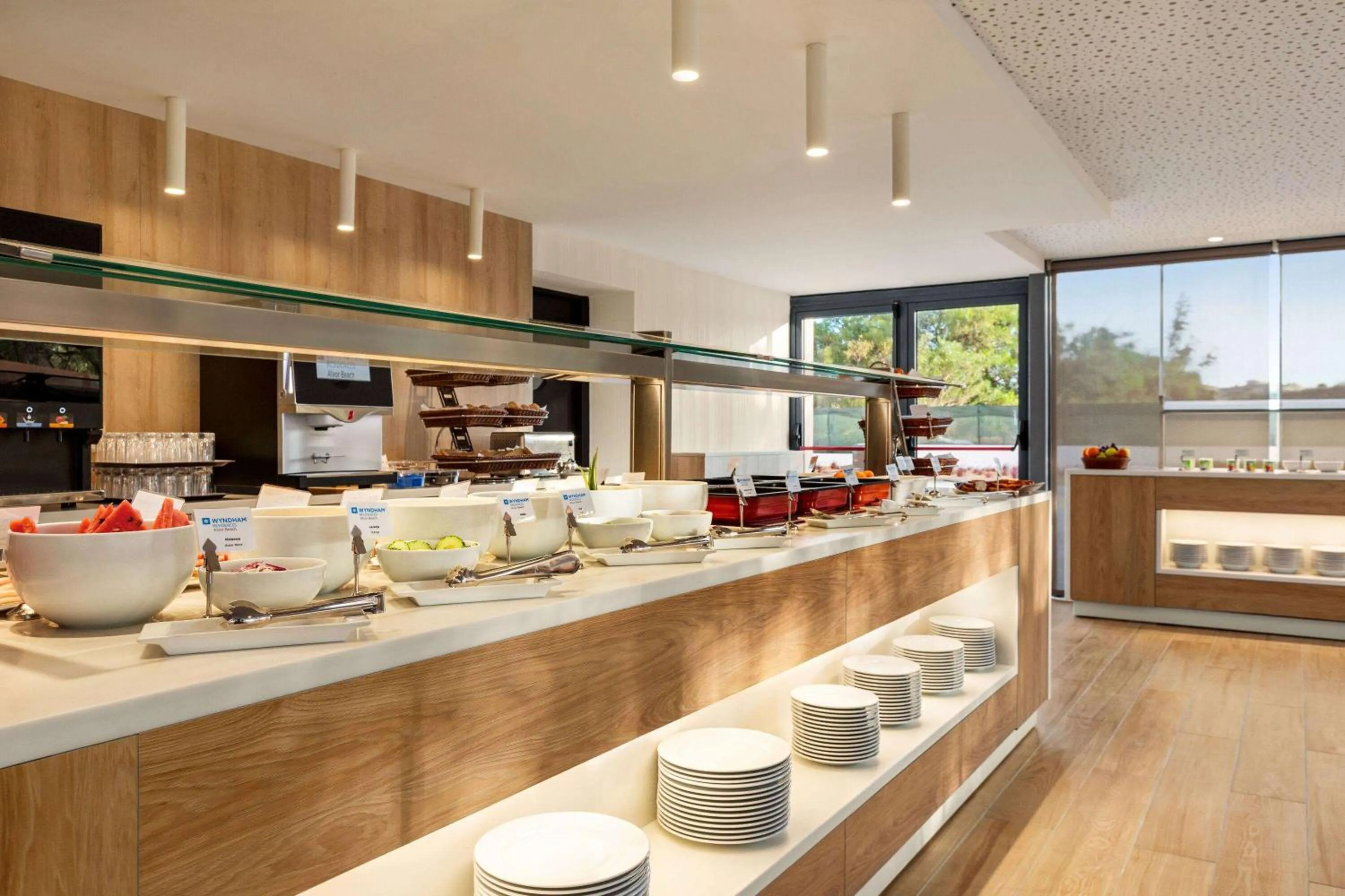 Restaurant/places to eat in Wyndham Residences Alvor Beach